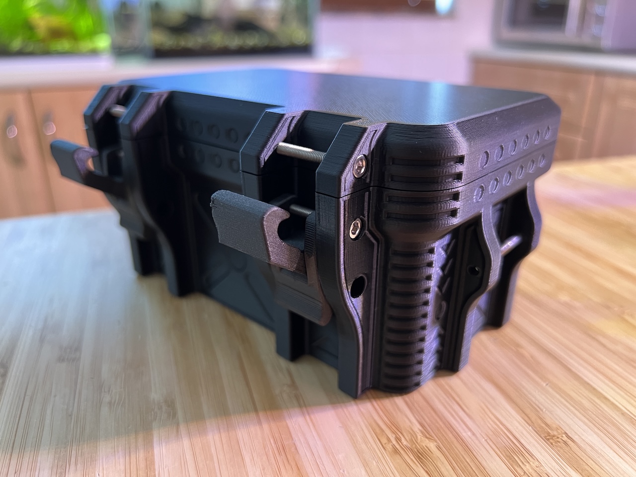 Miniatura 2 do modelo 3D Sci-Fi Box-Lockable