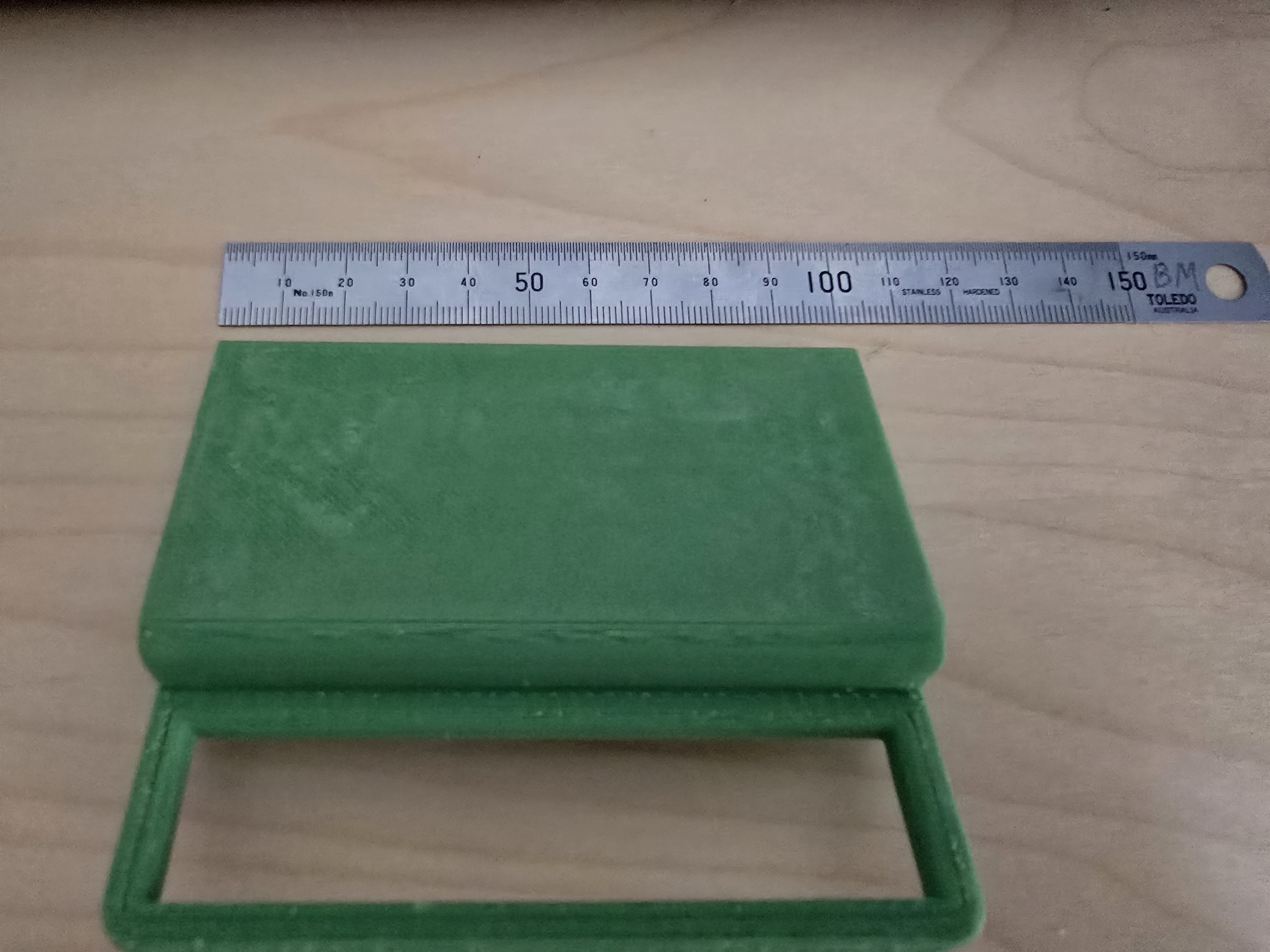 Miniatura 2 do modelo 3D Book aligner