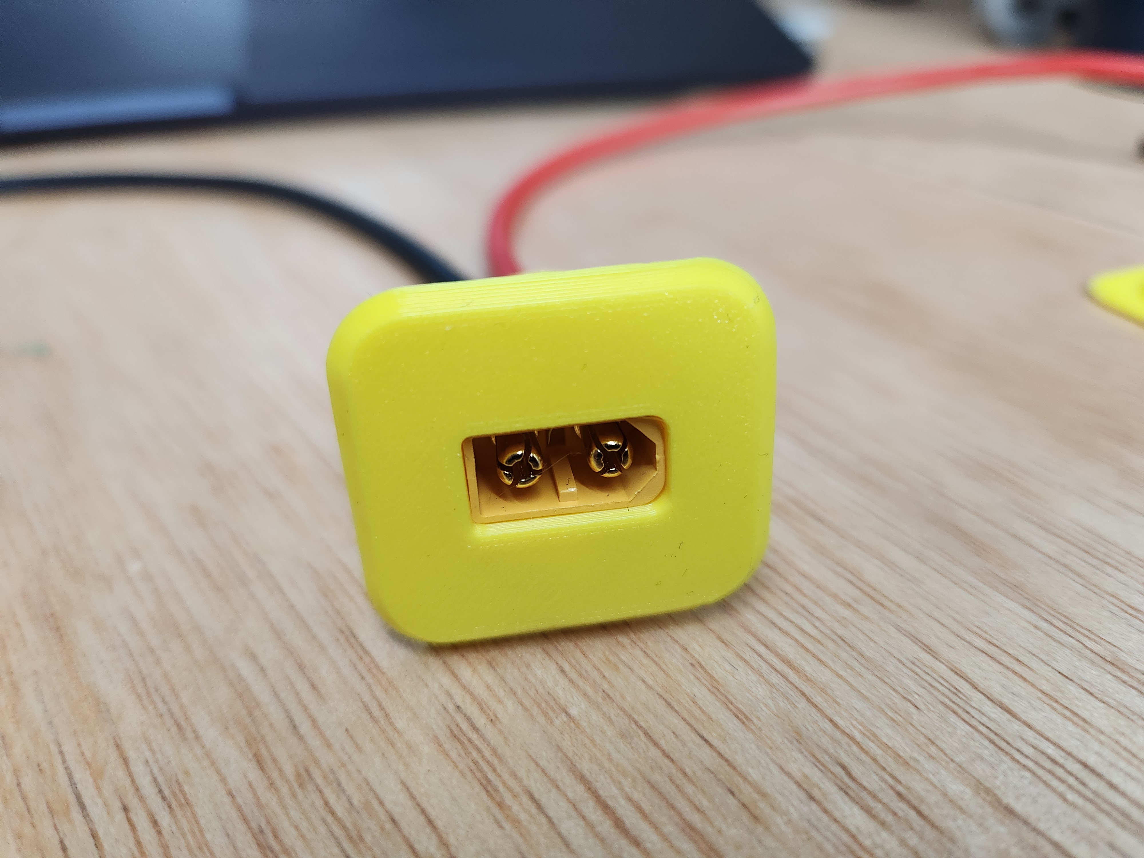 Miniatura 3 do modelo 3D XT60H-M Panel Mount (remixed from https://www.printables.com/model/14169-xt60h-panel-mount)