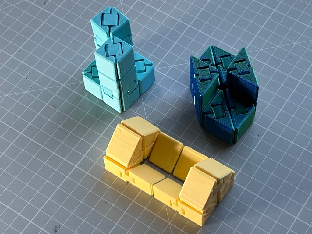 Miniatura 4 do modelo 3D Print In Place Ultimate Fidget Cube