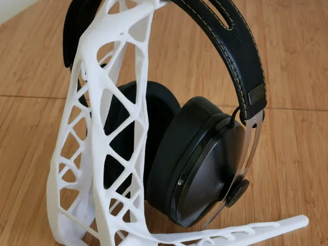 Bionic Headphone Stand (Generative Design) by David Kaden