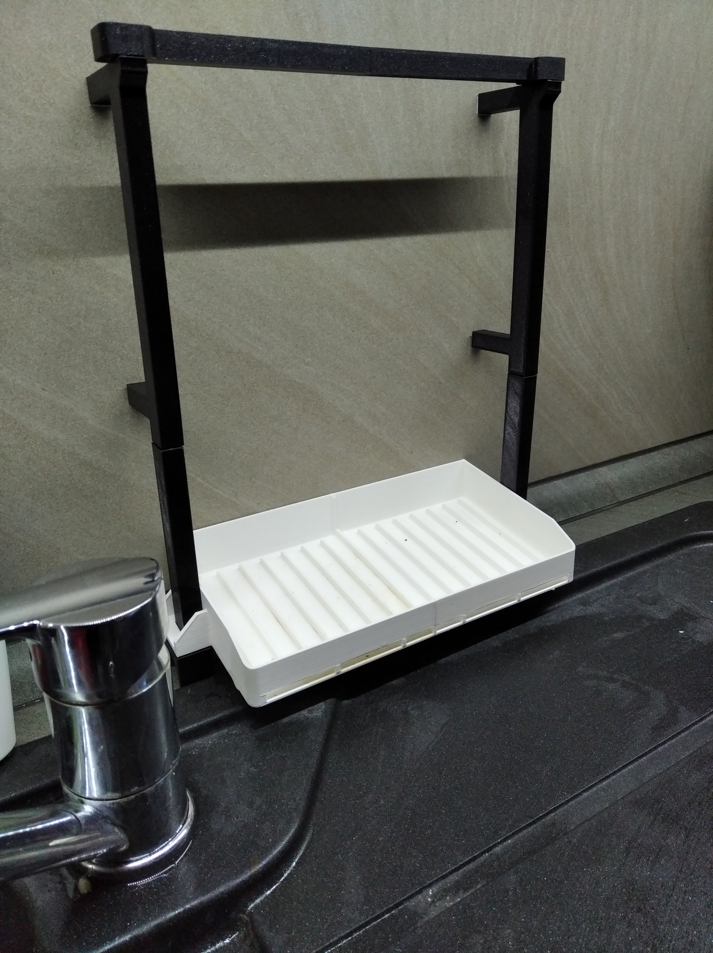 Odkladač na houbičku a hadr na nádobí (Sponge holder)