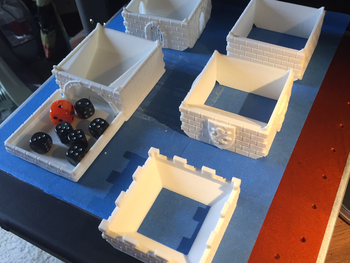 Miniatura 2 do modelo 3D Dice Tower - Modular Castle