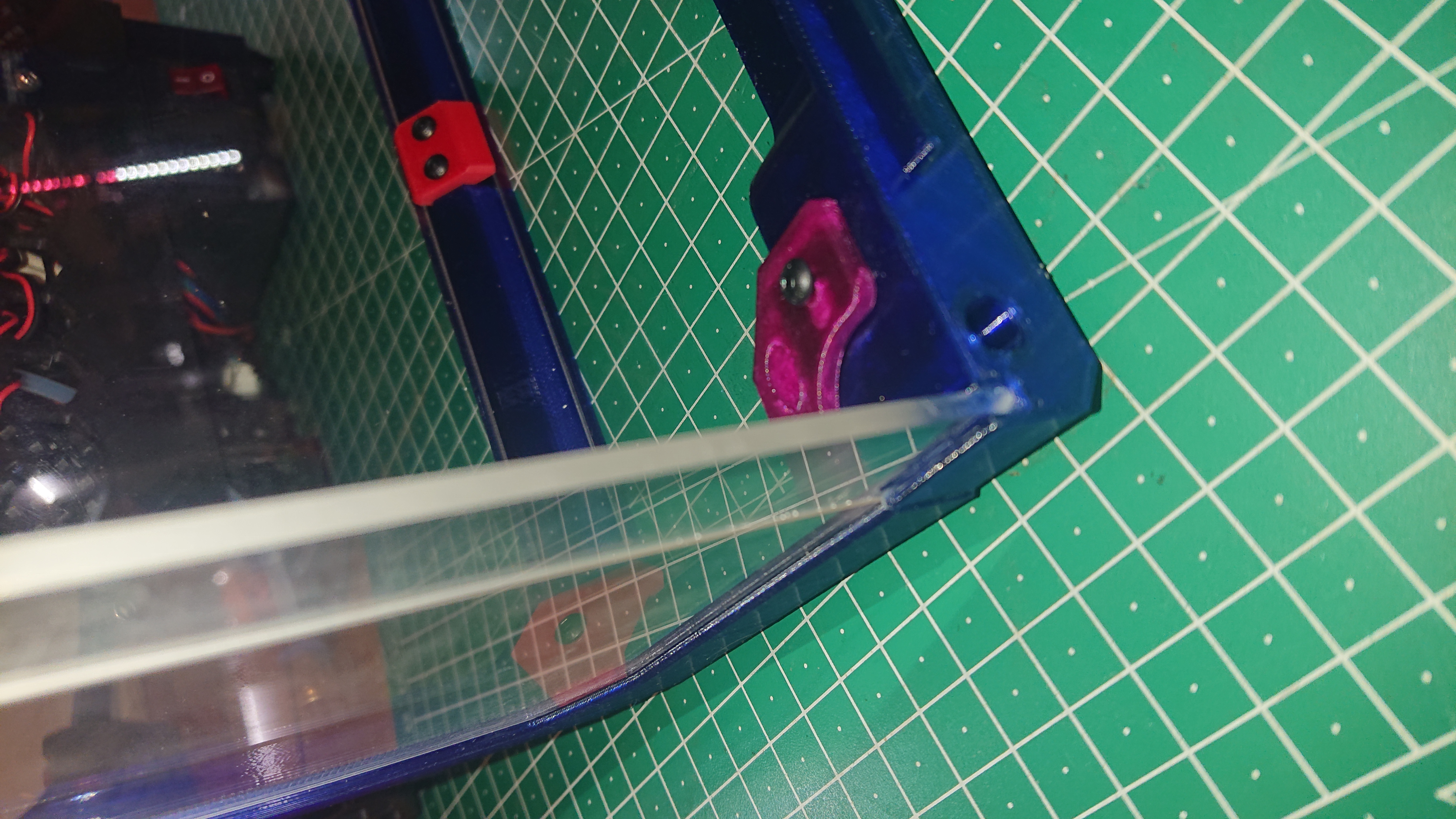 Voron V0.1 Tophat Spacer with Hinges,and Plexi