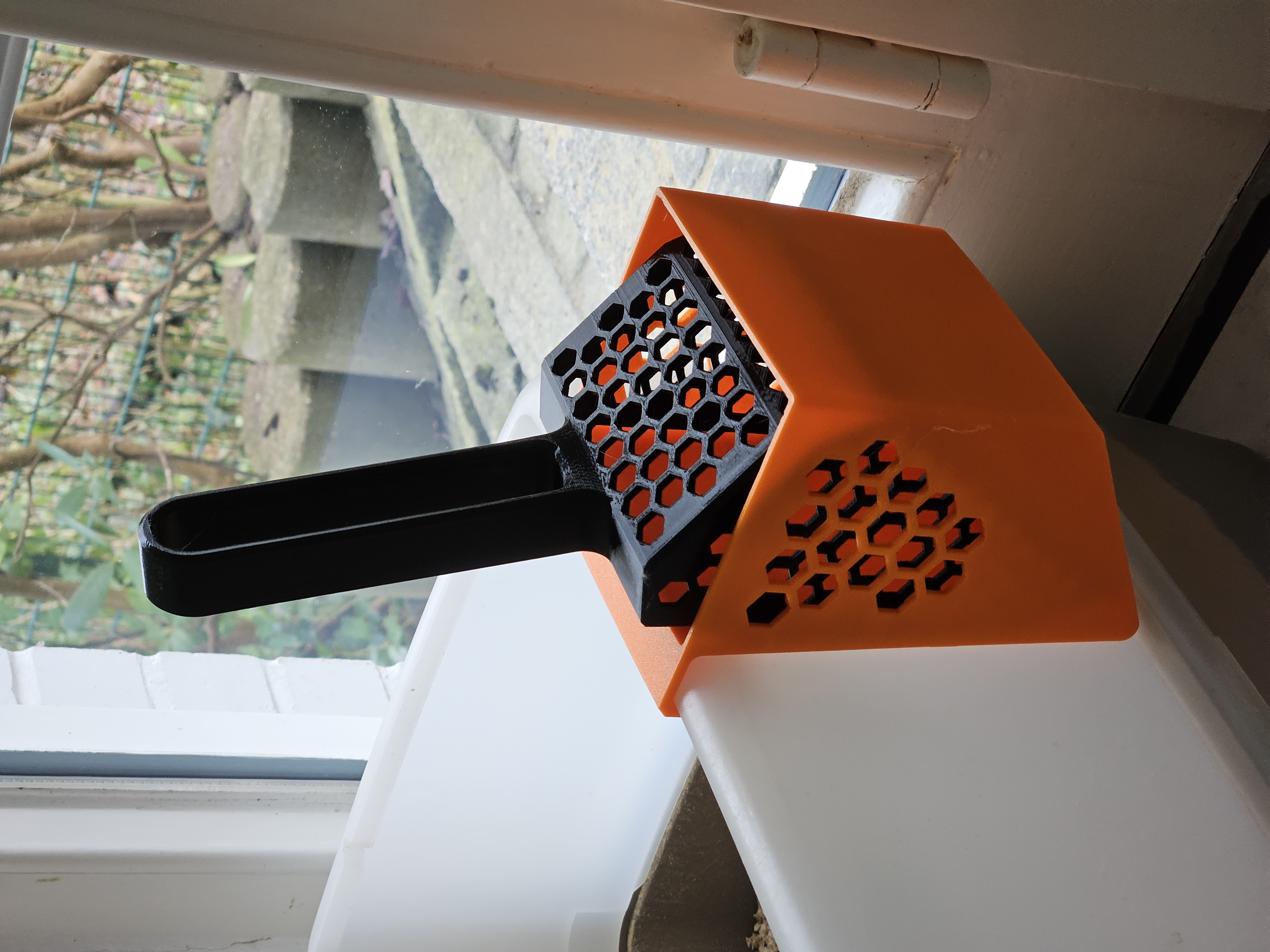 Cat Litter Scoop with Holder