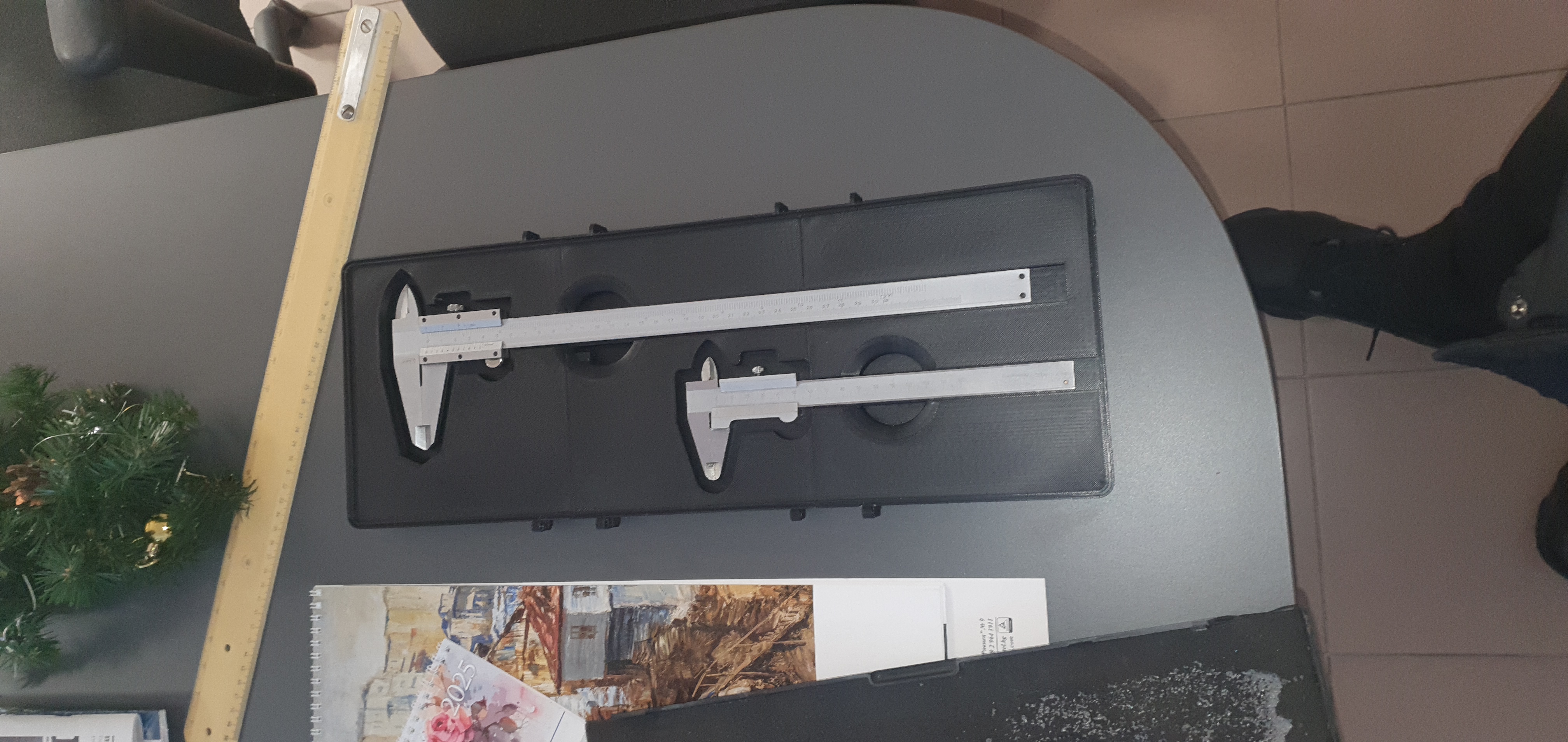 Miniatura 9 do modelo 3D Caliper box