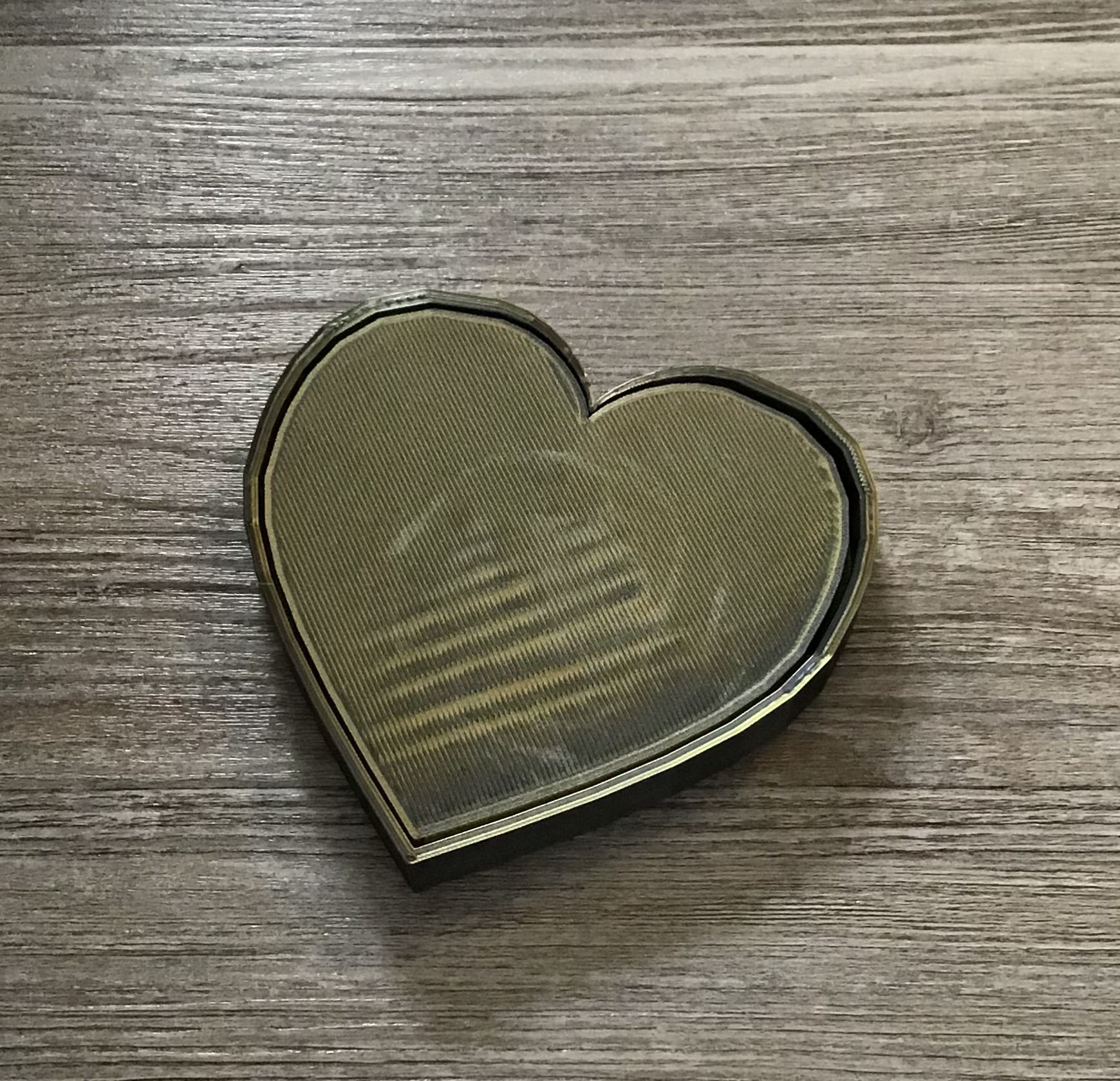 Heart gift box small