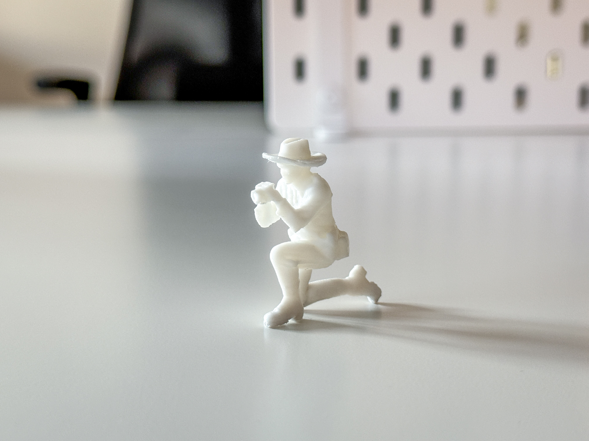 Miniature Photographer/Tourist for your Diorama