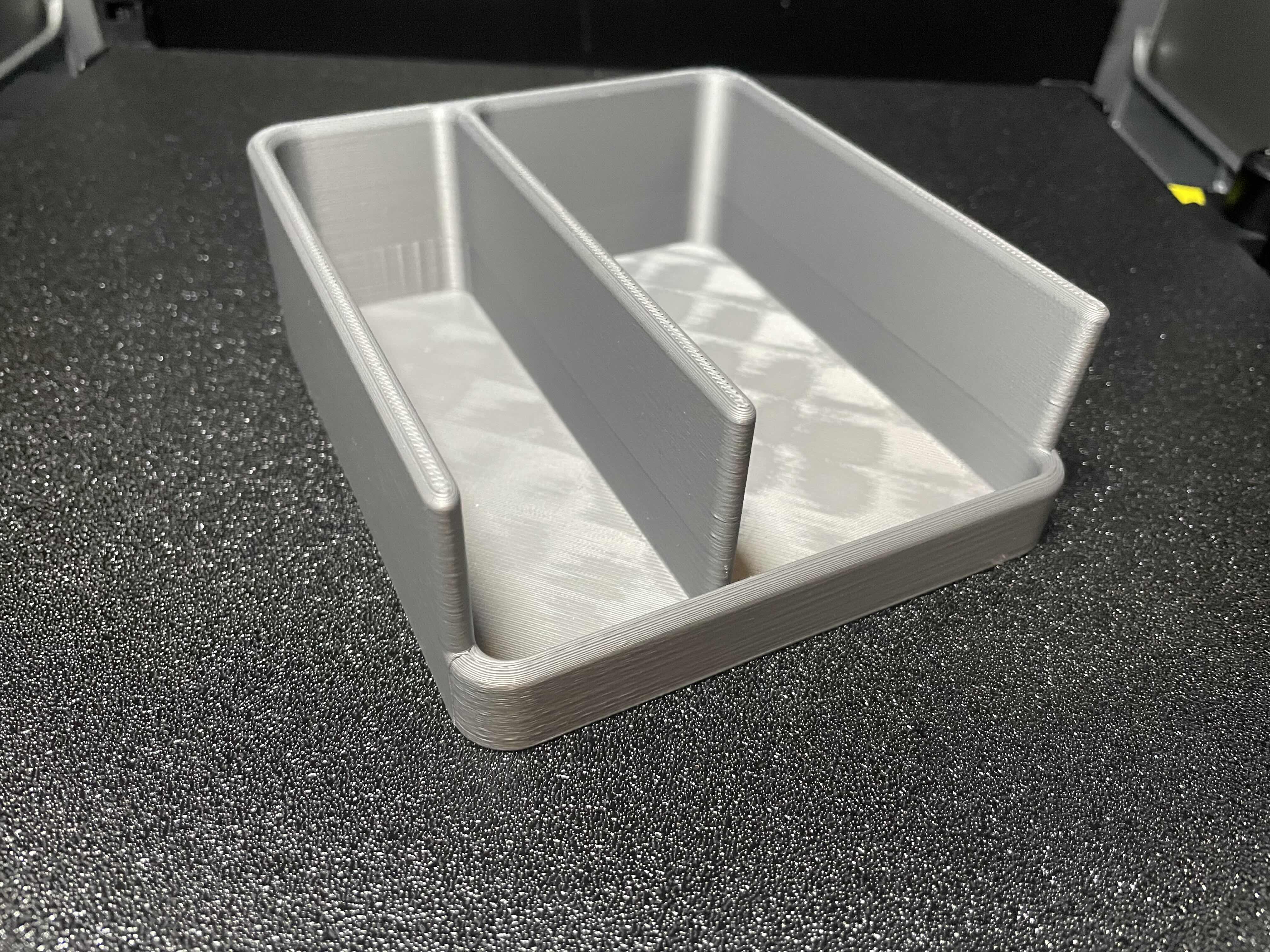 Smart Desk Organizer – Medication & Gadgets Holder