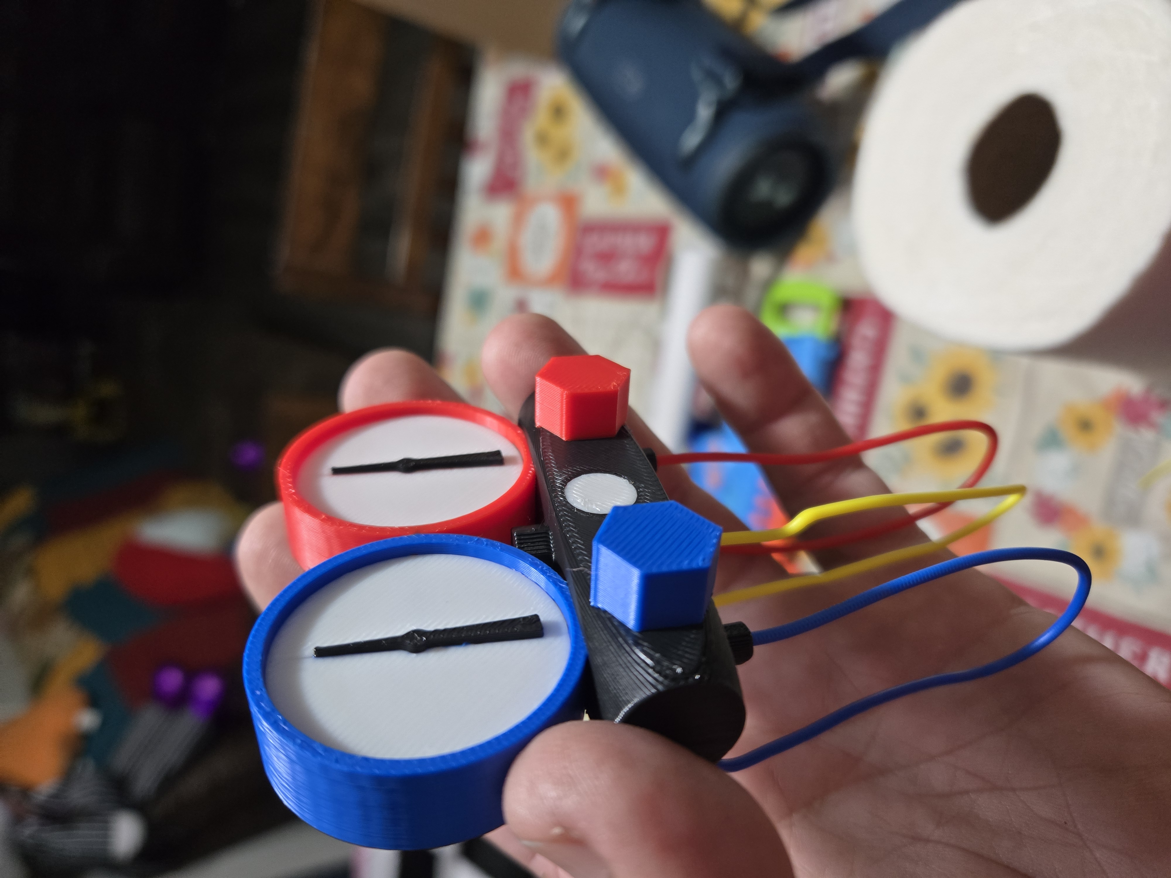 gauge manifold with hoses and hanger