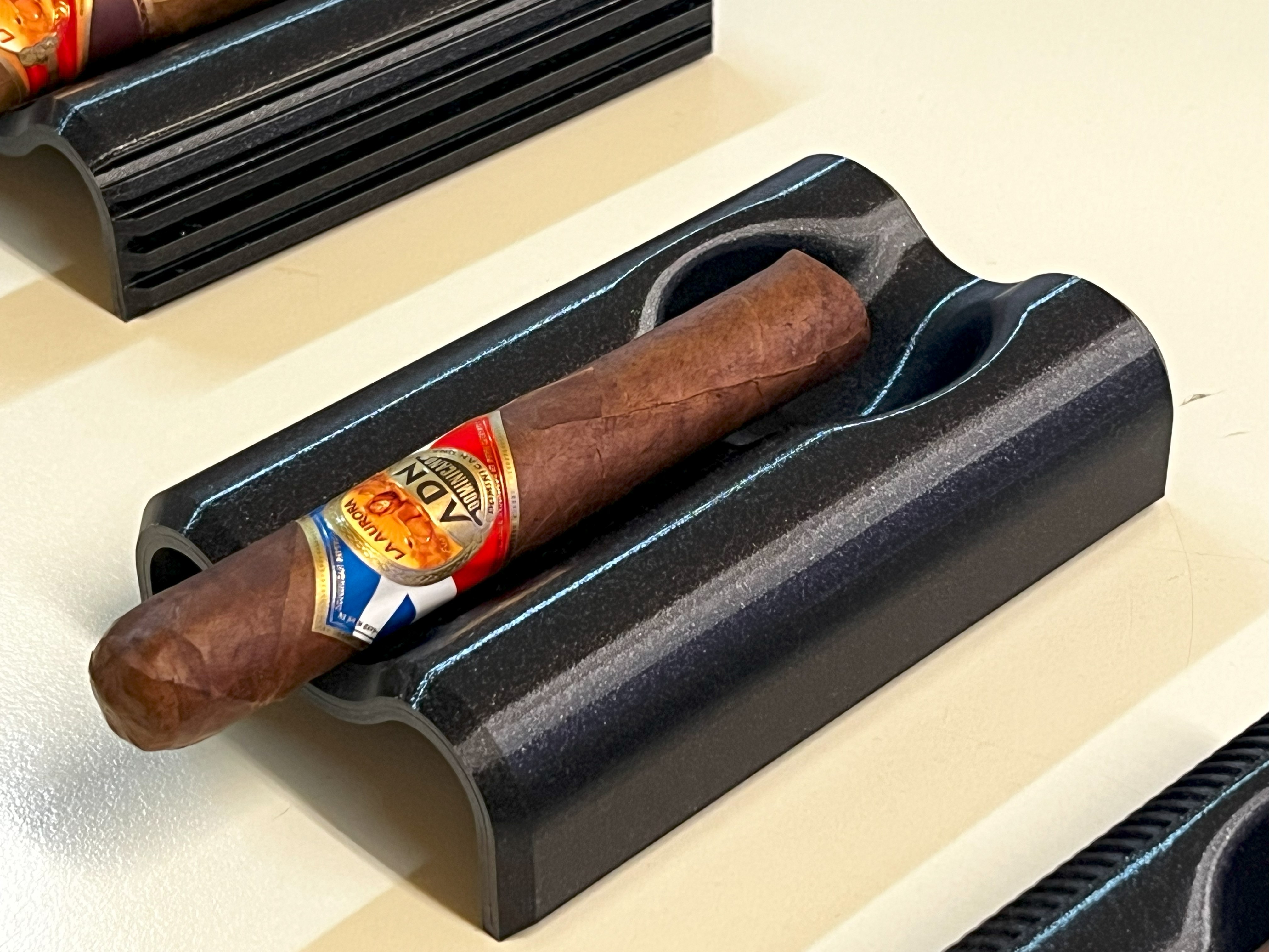 Cigar Ashtray — thumbnail 3