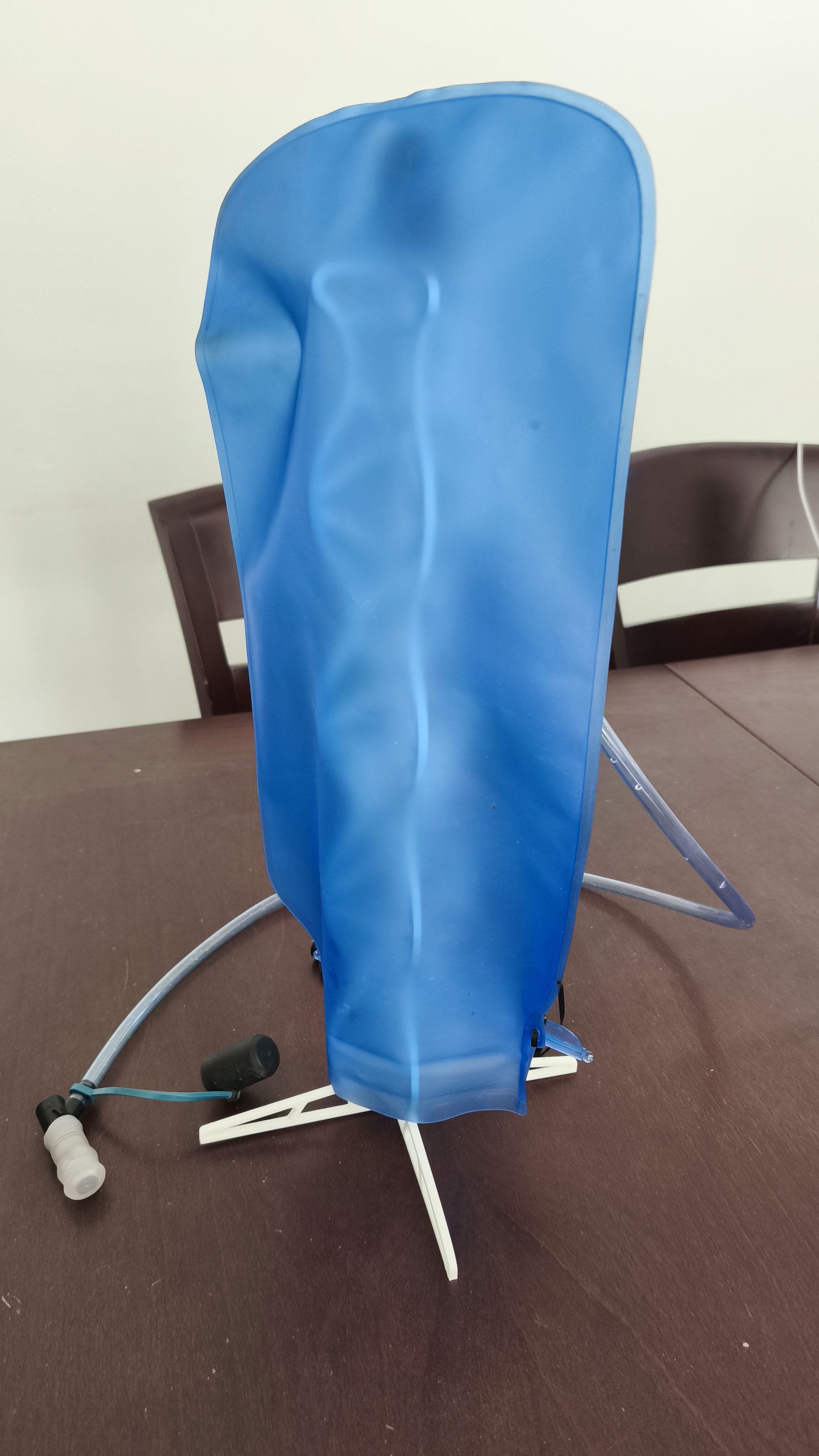 drinking bag dryer
