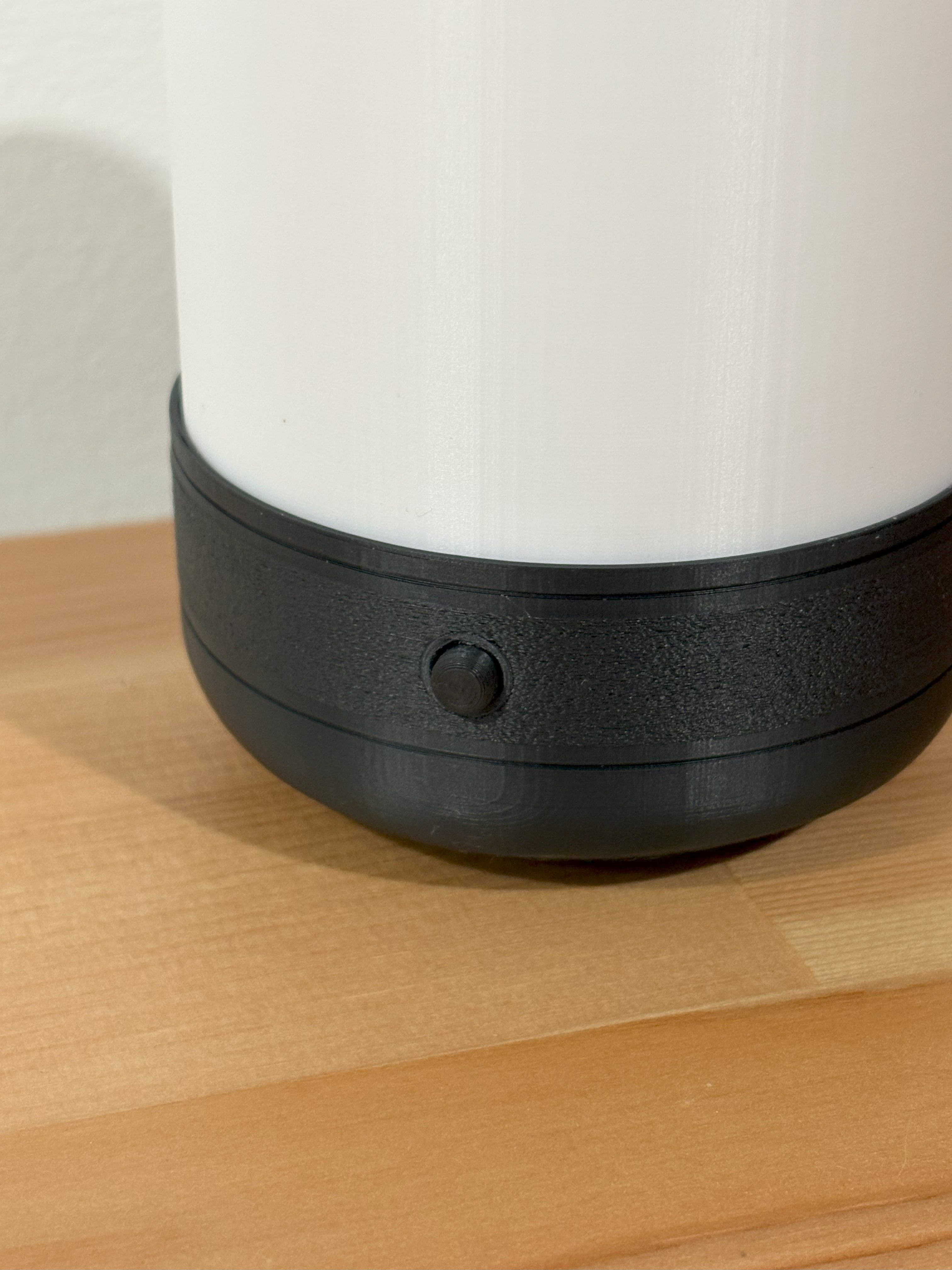 bedside lamp — thumbnail 3