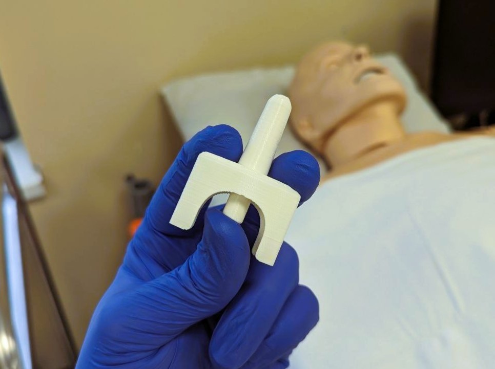 Narcan prop for clinical simulation