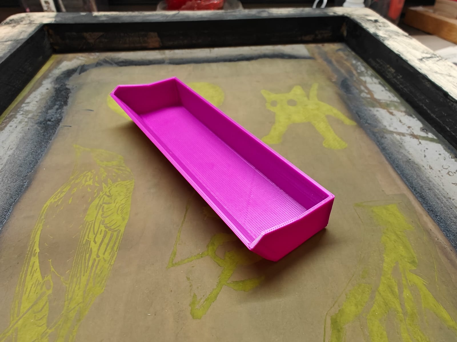 Emulsion scoop coater