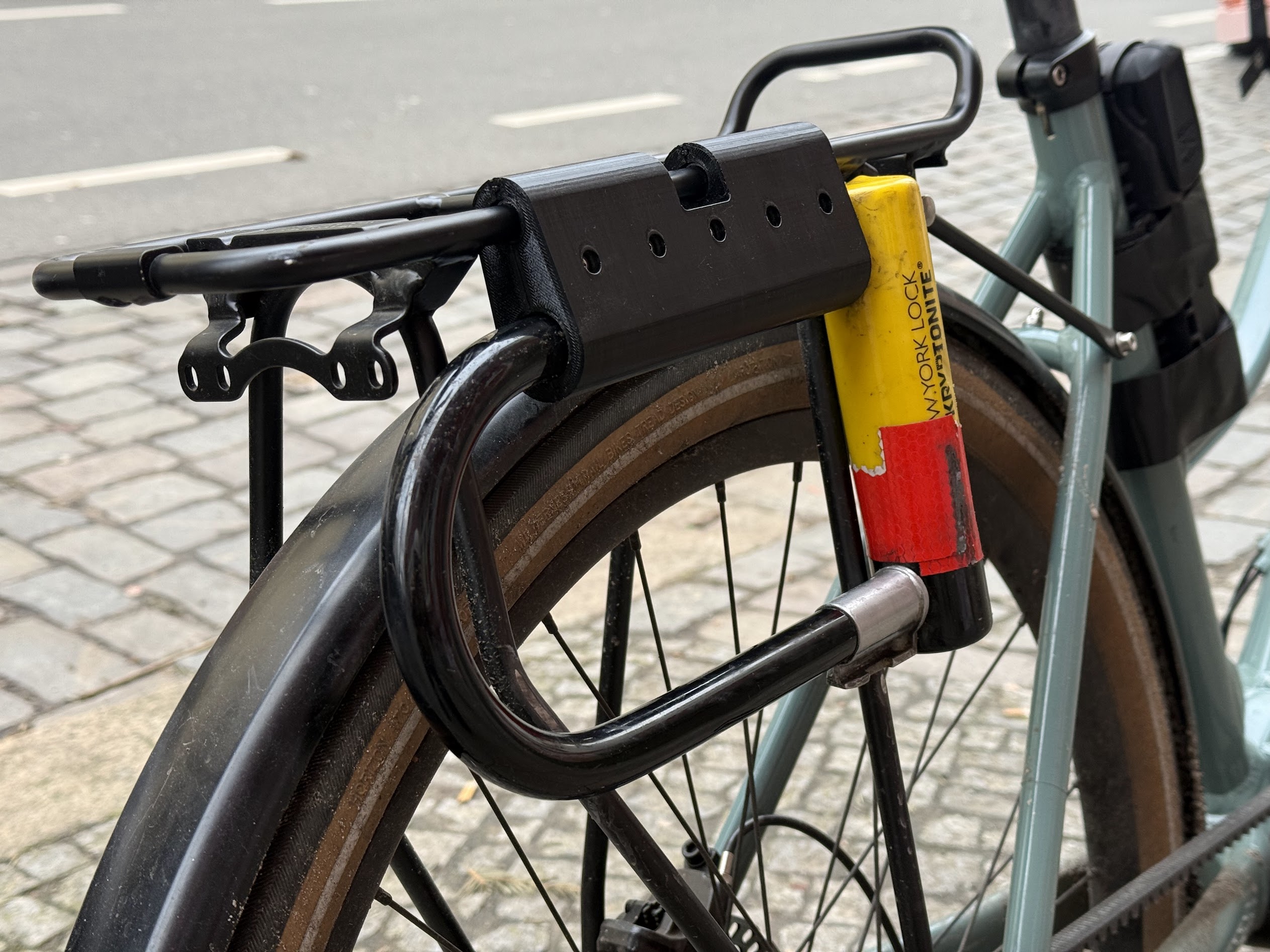 Kryptonite Standard U Lock Rack Holder