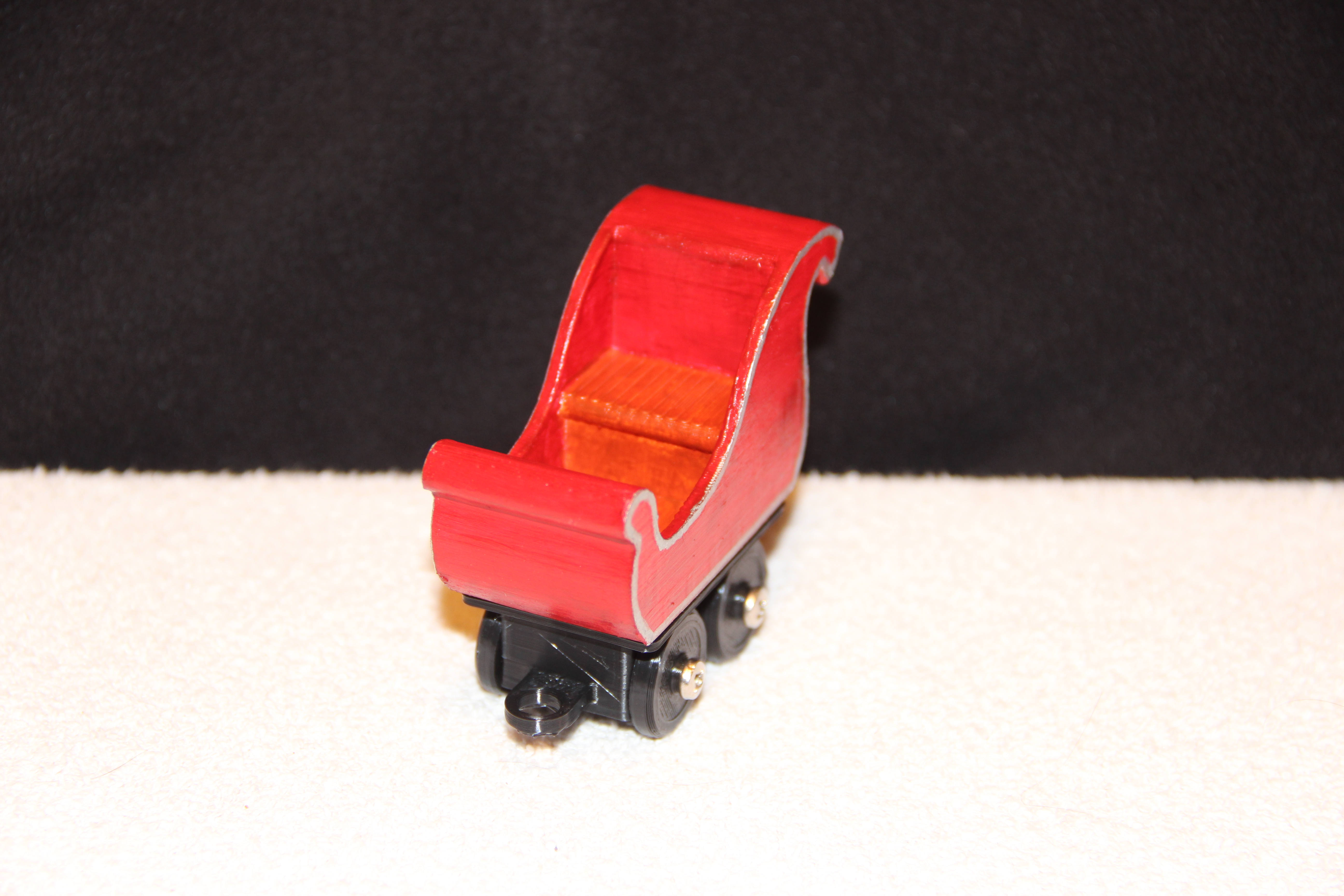 Miniatura 4 do modelo 3D Tiny Train Santa's Sleigh