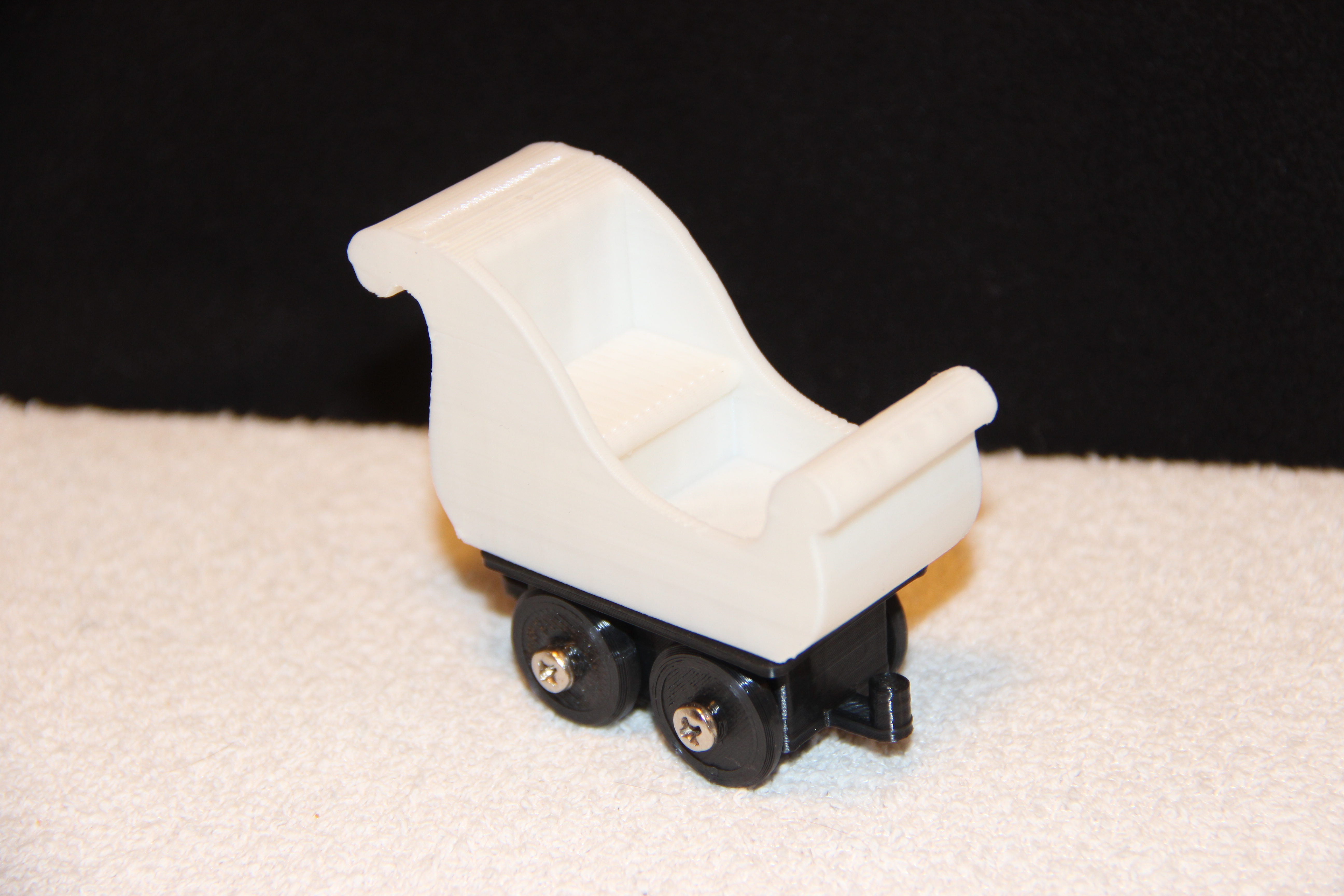 Miniatura 7 do modelo 3D Tiny Train Santa's Sleigh