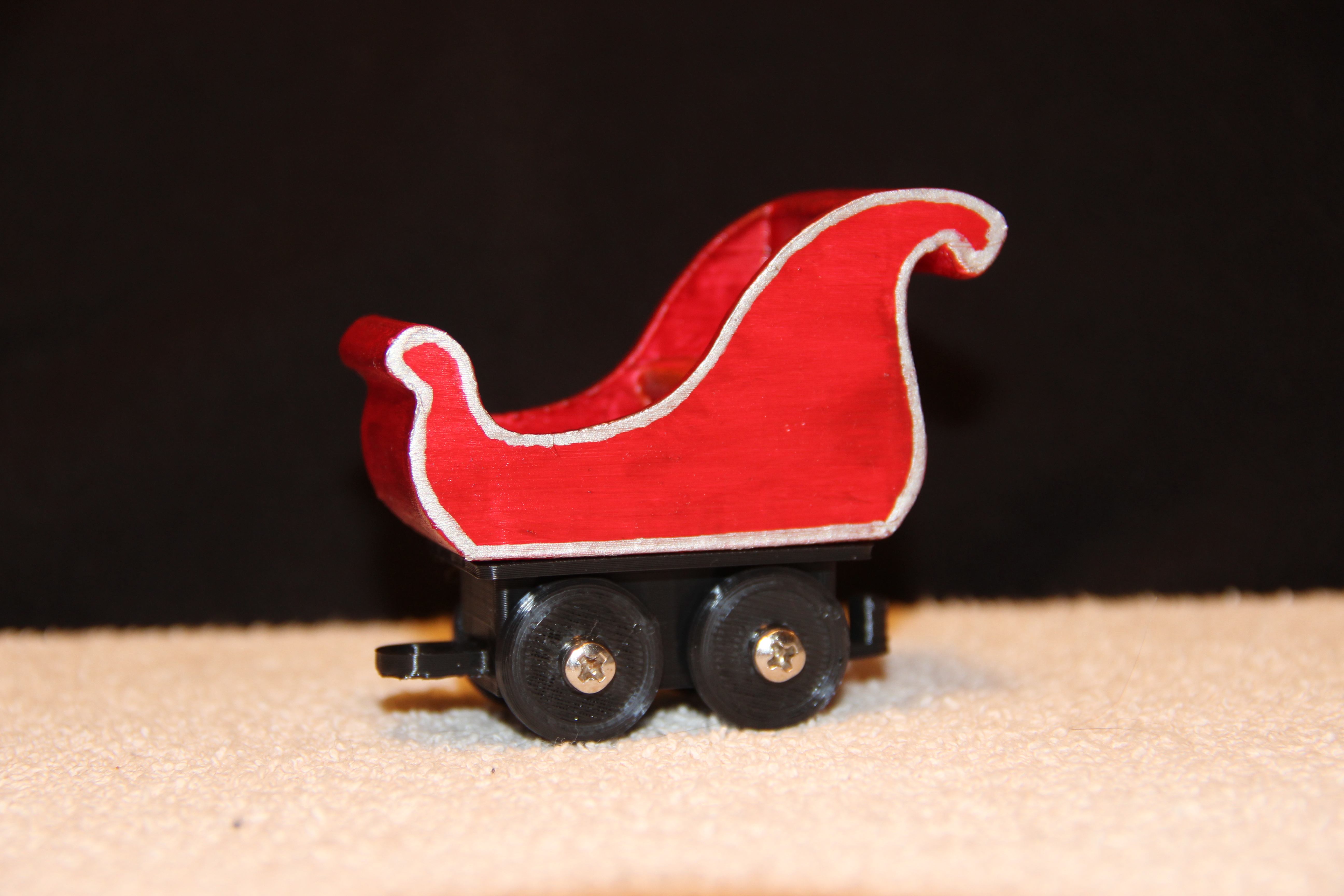 Miniatura 5 do modelo 3D Tiny Train Santa's Sleigh