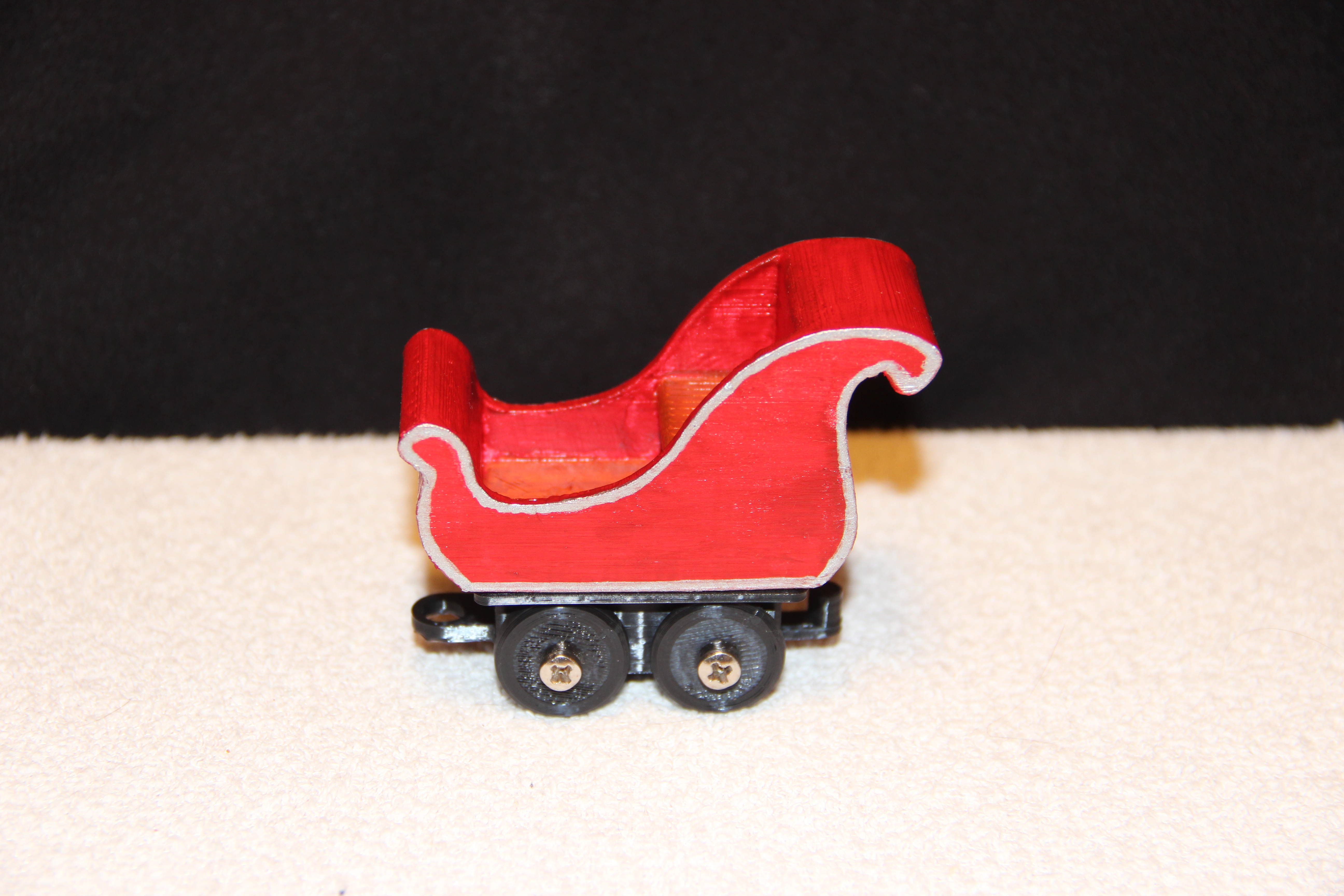 Miniatura 6 do modelo 3D Tiny Train Santa's Sleigh