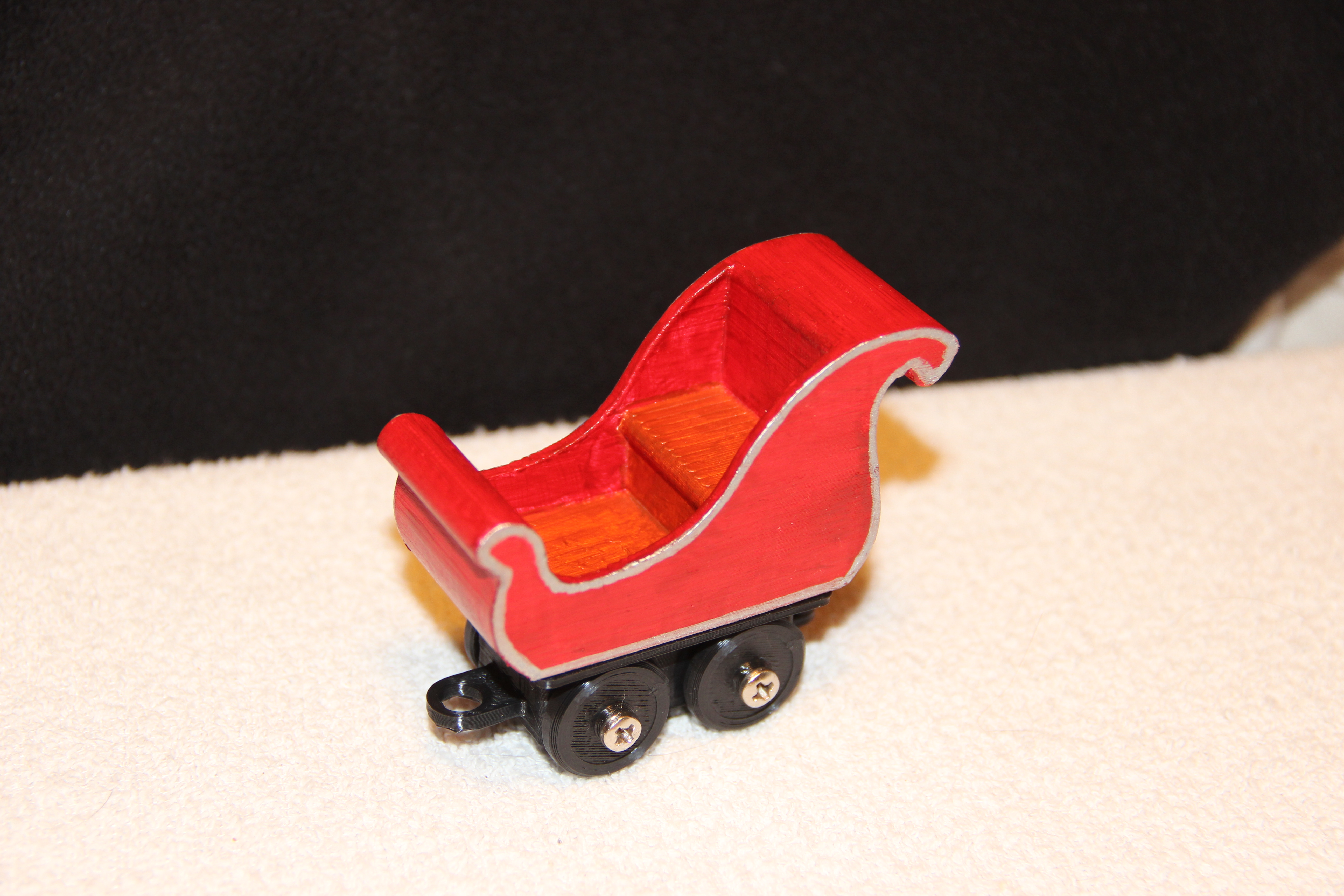 Miniatura 2 do modelo 3D Tiny Train Santa's Sleigh