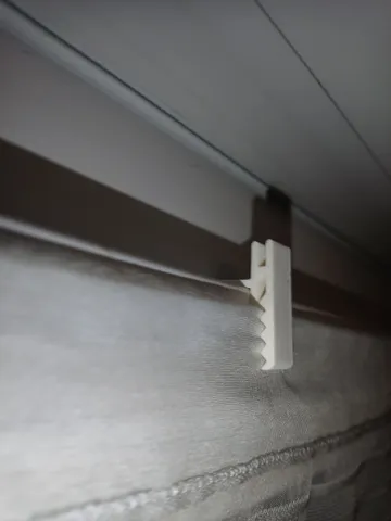 curtain clip