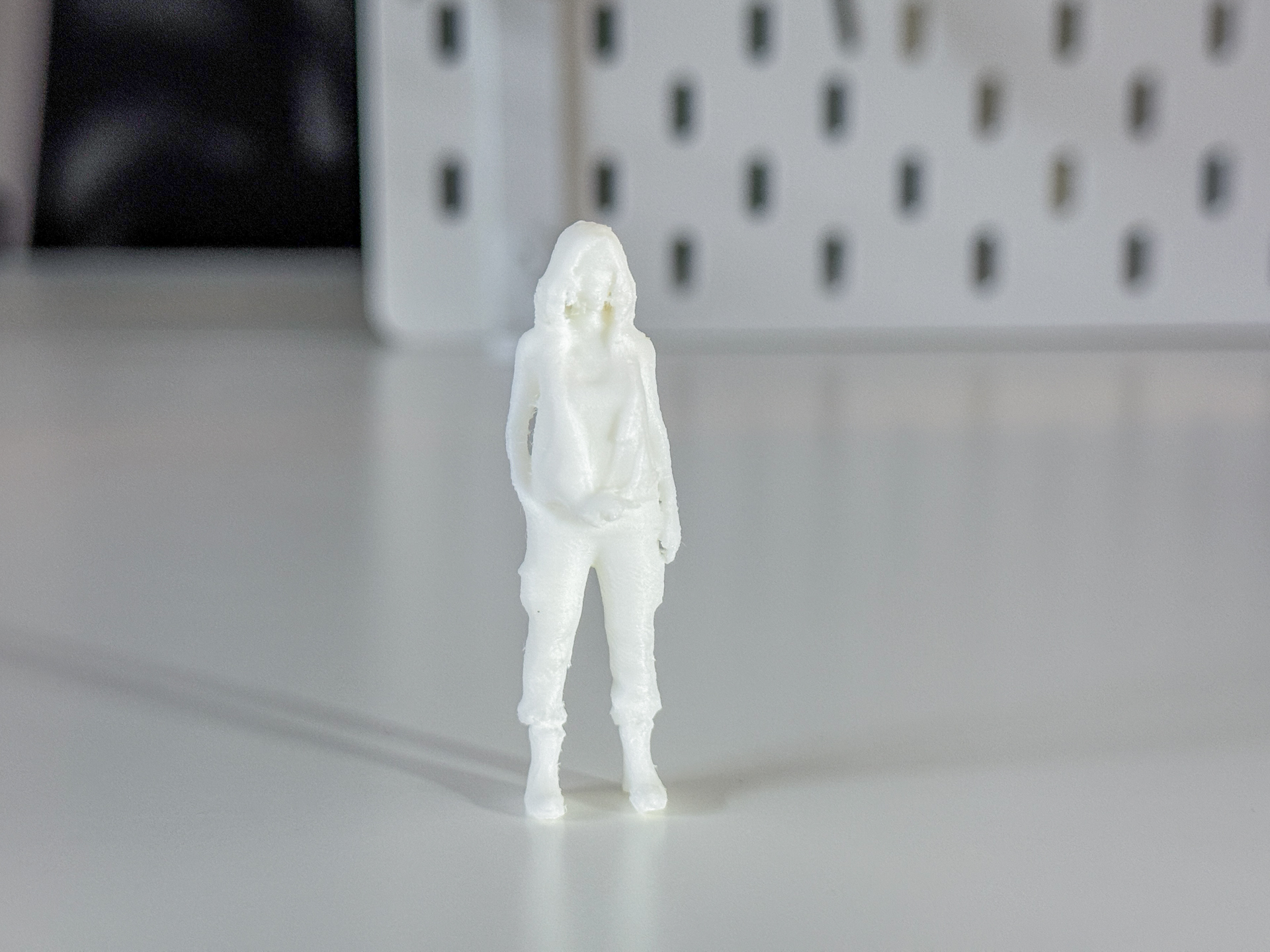 Miniature Woman/Tourist/Soldier for your Diorama