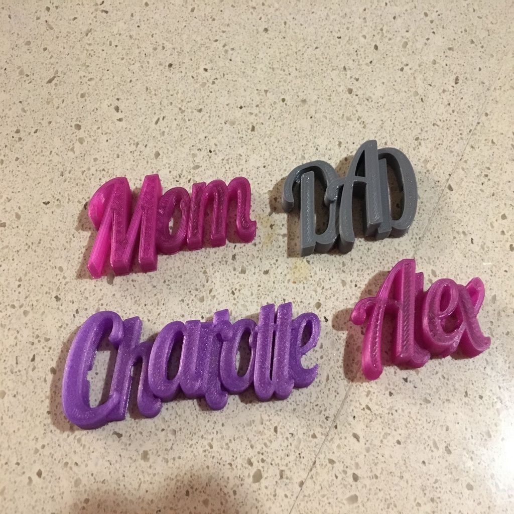Miniatura 2 do modelo 3D Remix Customizable Text Key Ring