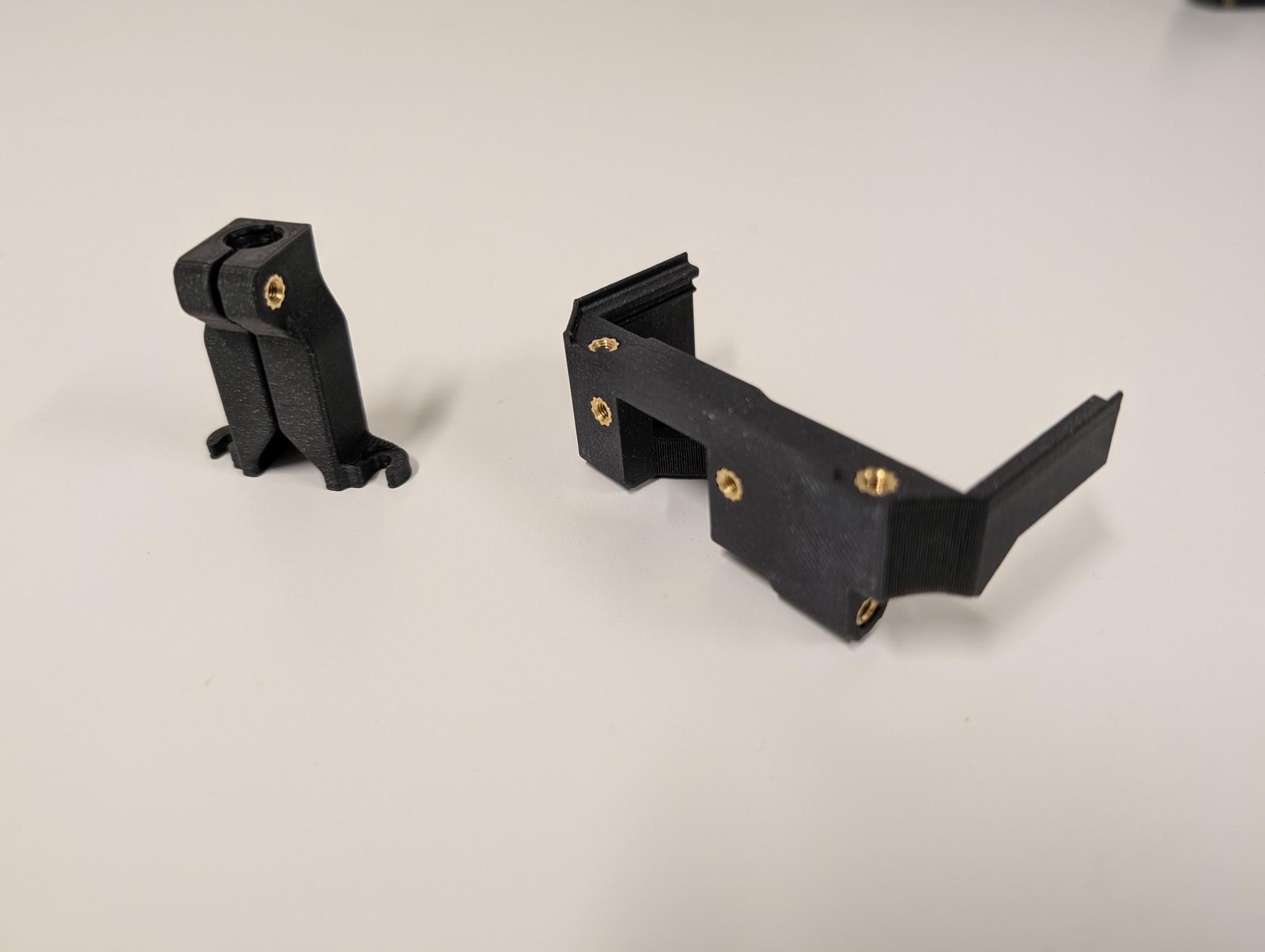 Prusa XL Dwarf Cover and Cable Mount - Threaded Inserts - Strain Relief for Extruder Stop Error 17536 — miniatura 3