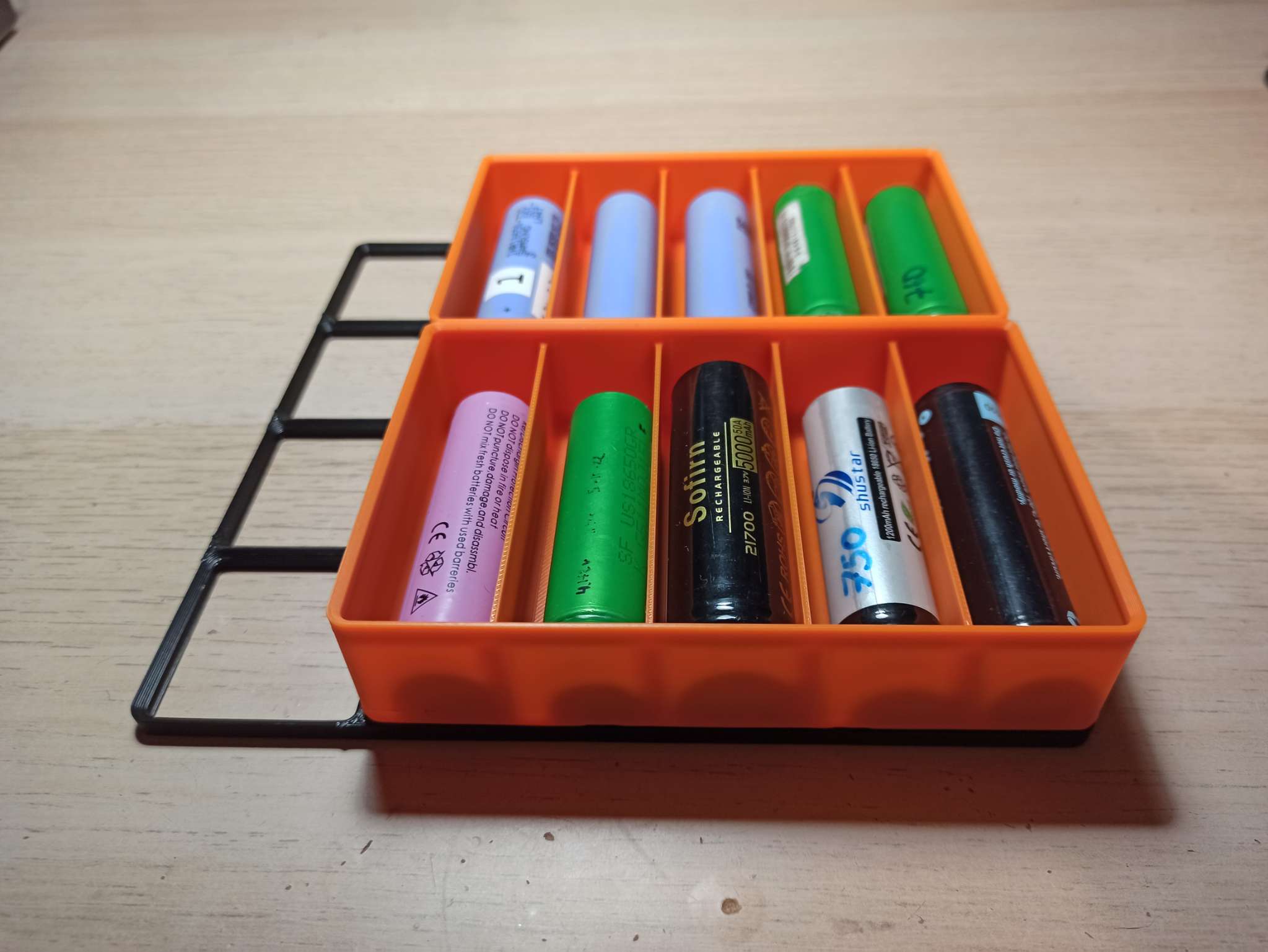 Gridfinity 18650 and 21700 battery storage