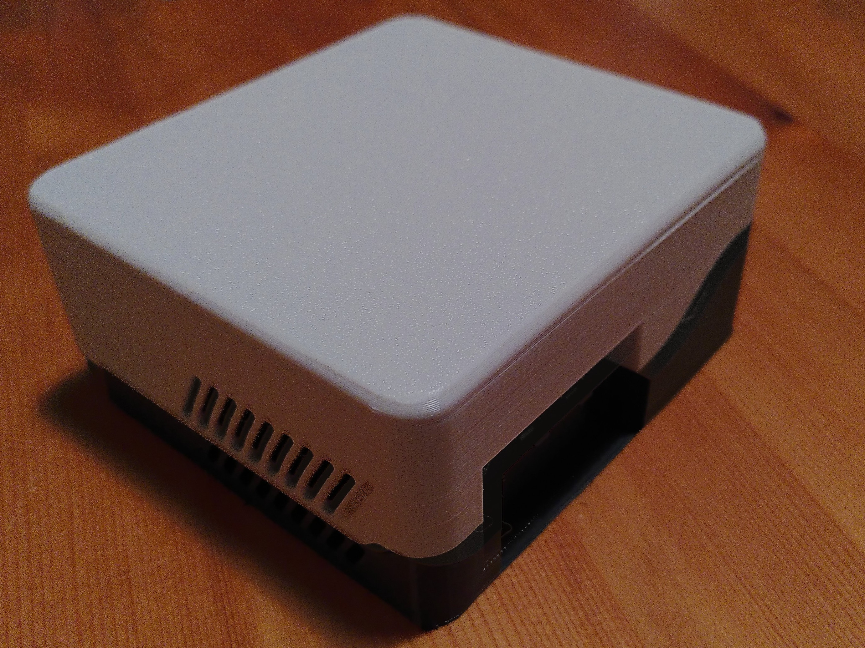 Miniatura 2 do modelo 3D Raspberry Pi 5 desktop case
