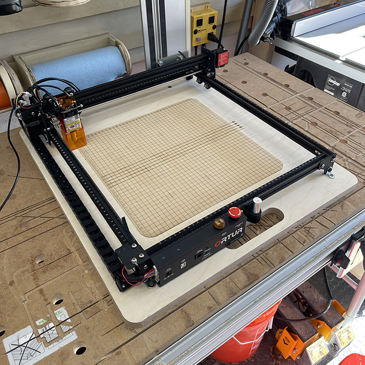 Ortur Base with sacrificial insert/access for Roller CNC files