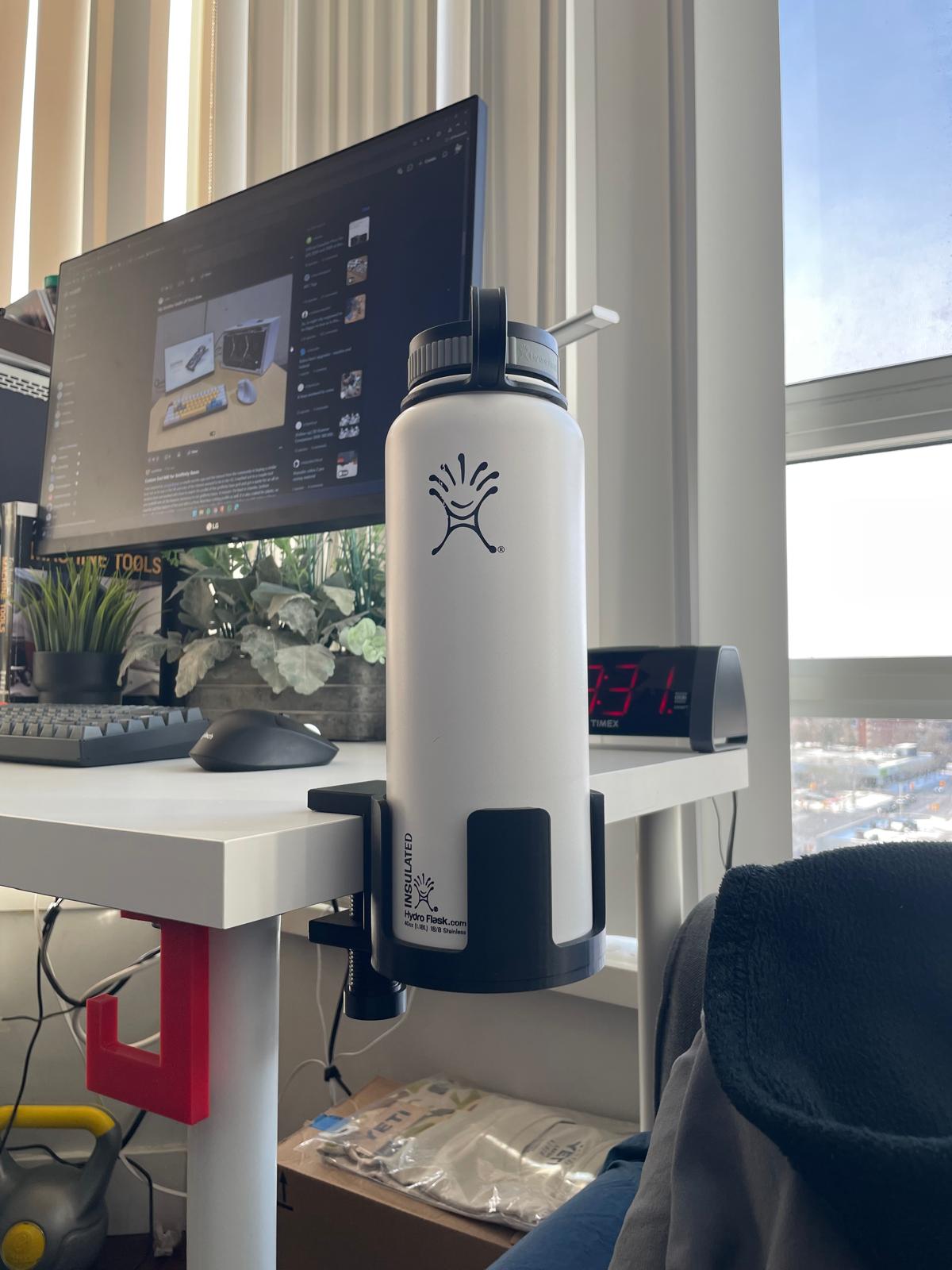 Hydroflask Holder for Ikea Tables