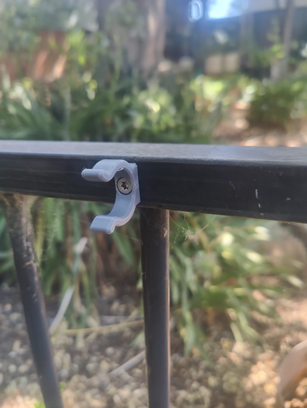 19mm Pipe Clip