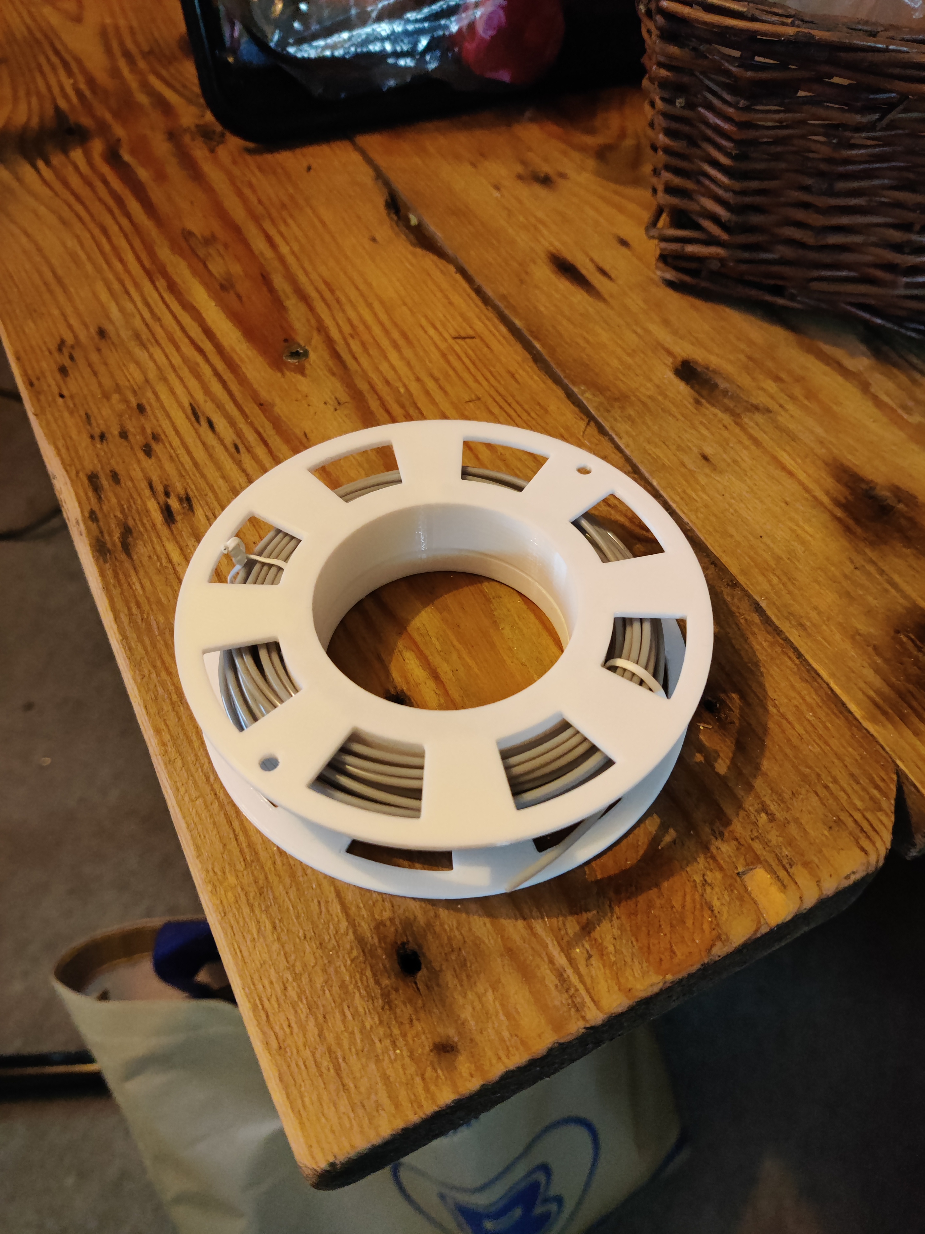 Filament sample spool with locking features — miniatura 5