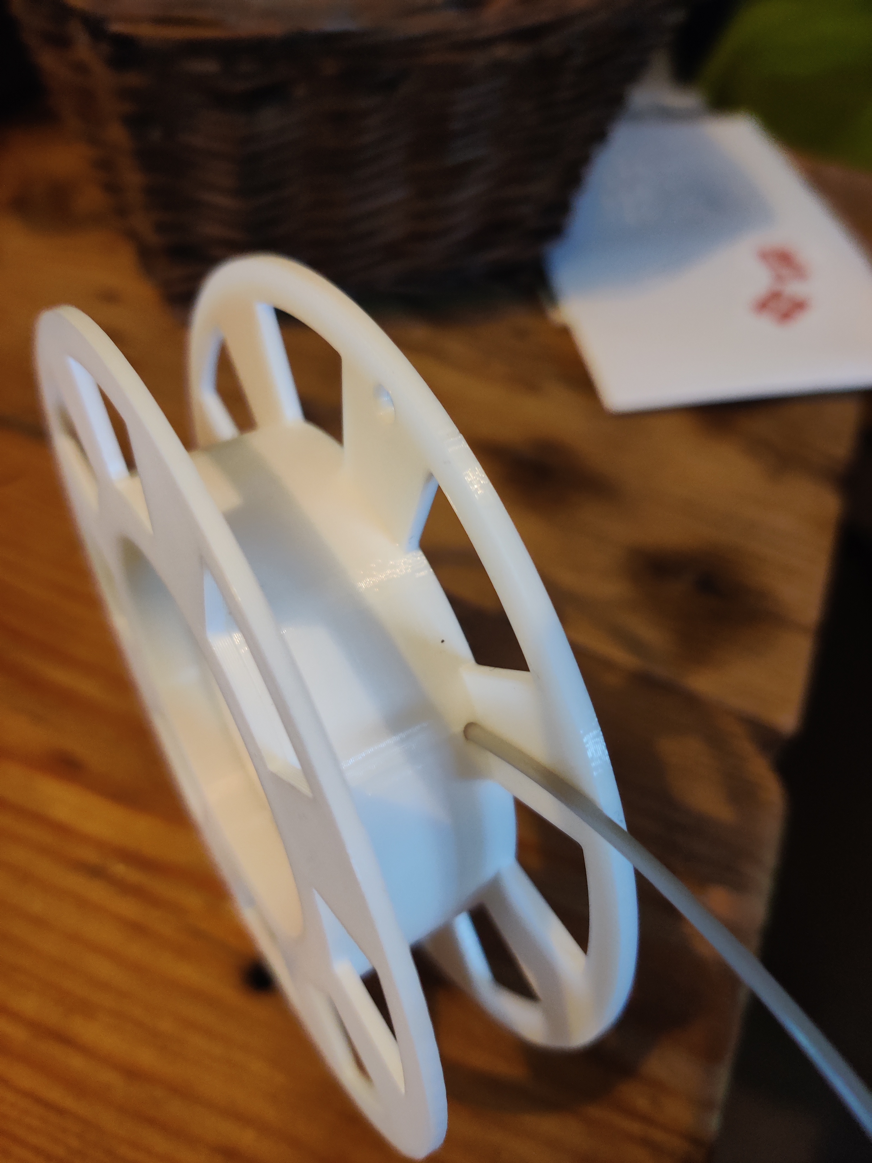 Filament sample spool with locking features — miniatura 2