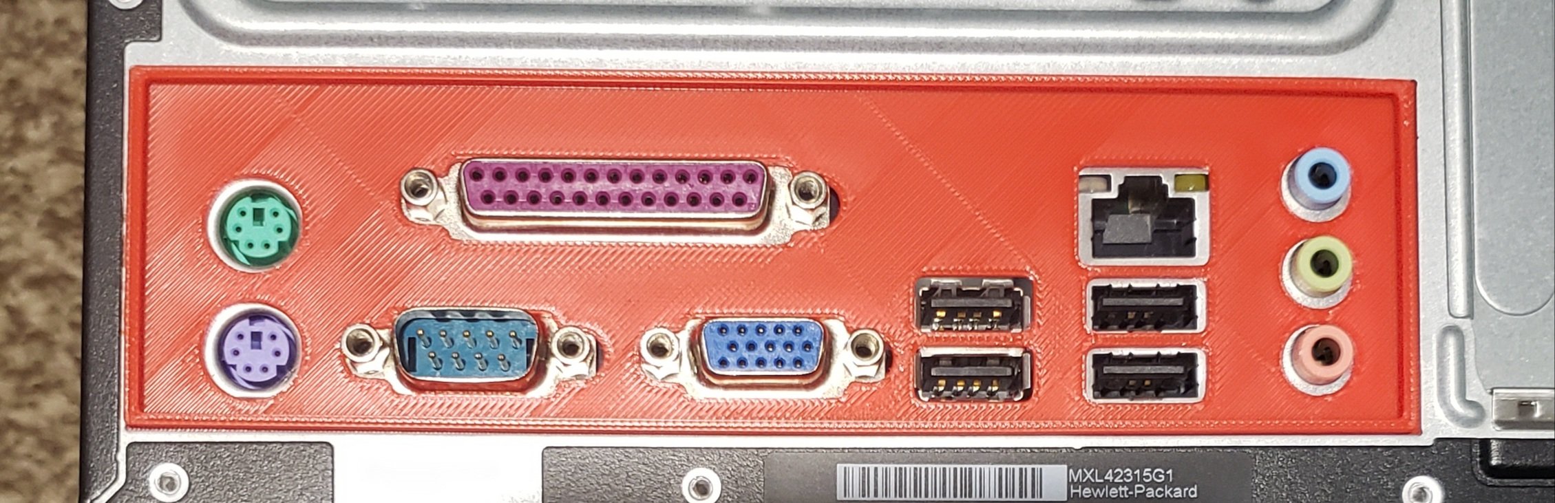 Gigabyte GA-D525TUD IO Shield