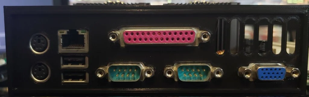 Asus CUR-DLS IO Shield