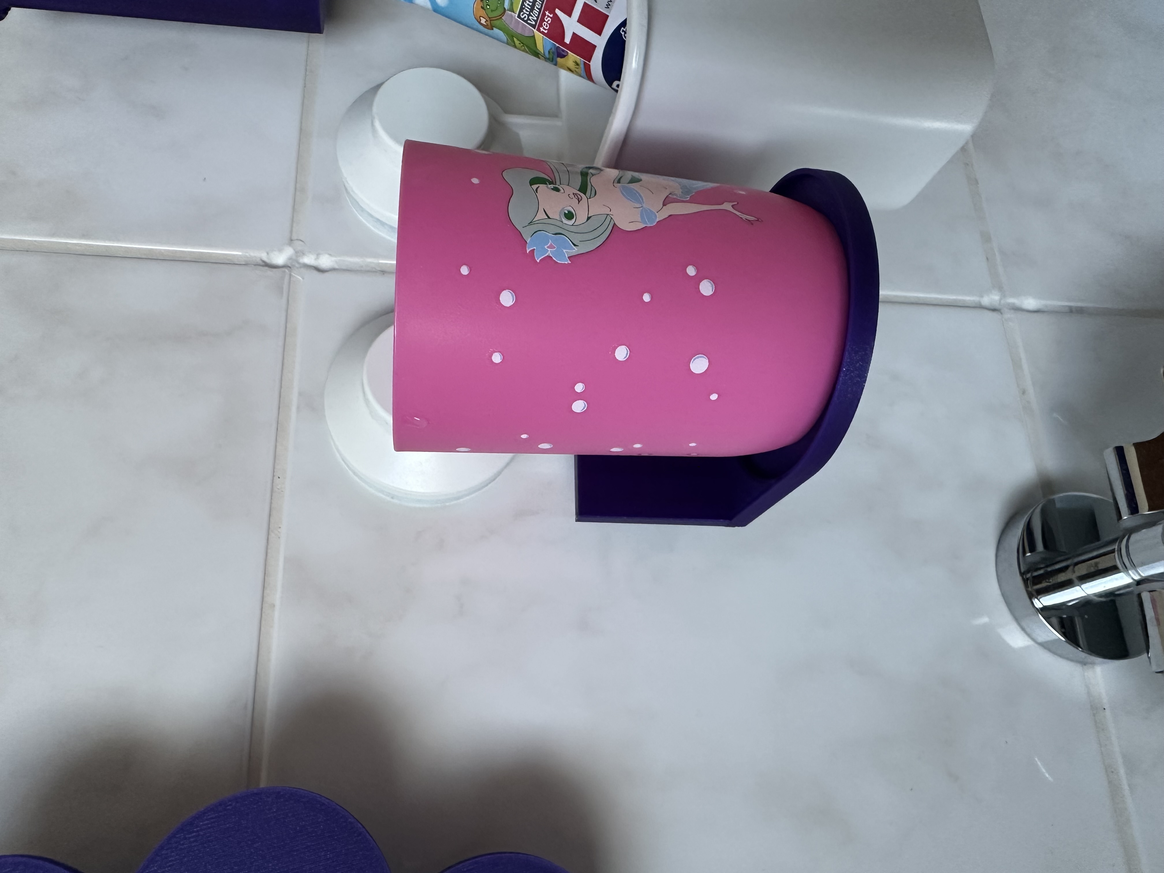 Ablage für Becher für IKEA Tisken Halter / Cup holder for IKEA Tisken holder