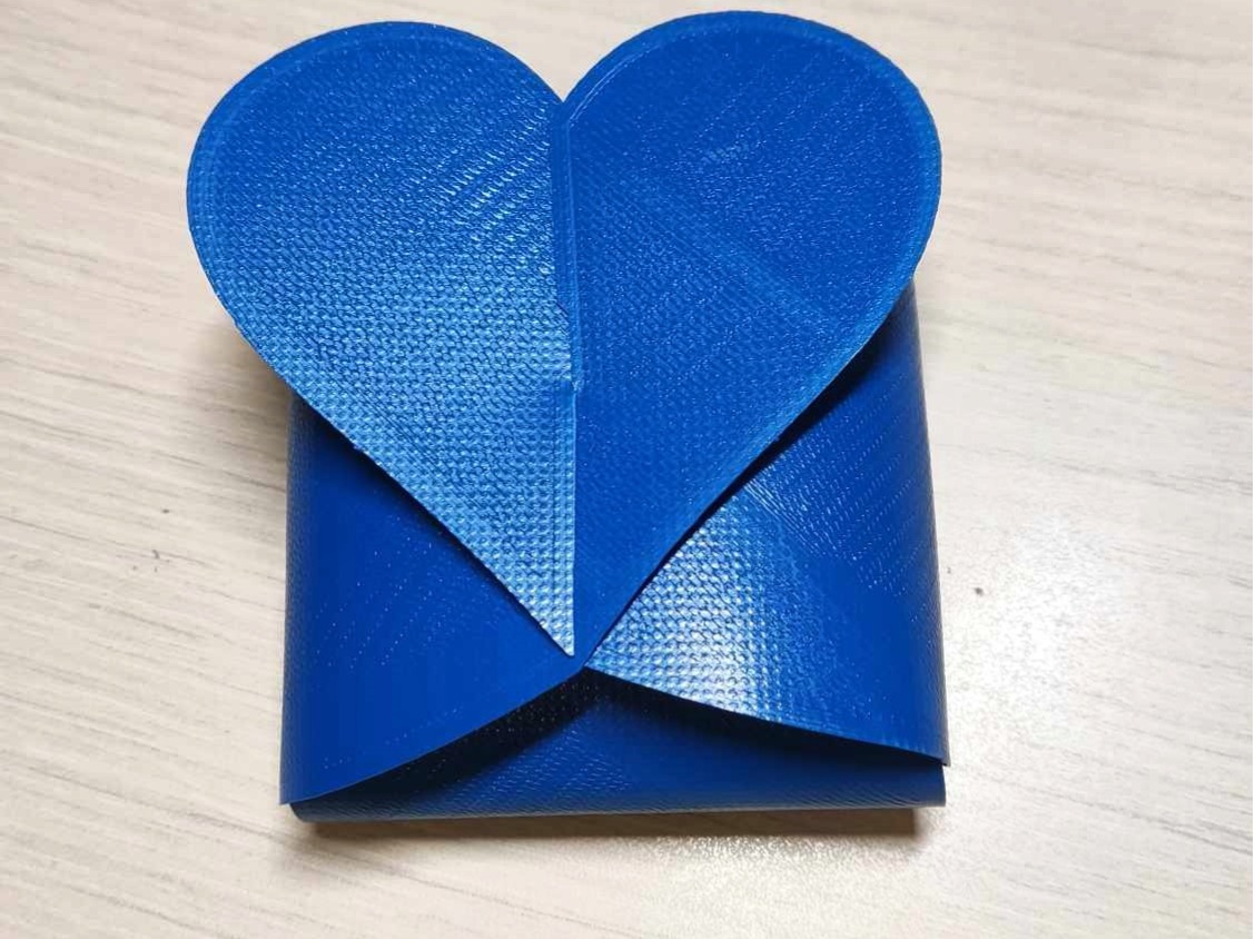 Foldable Box With Heart