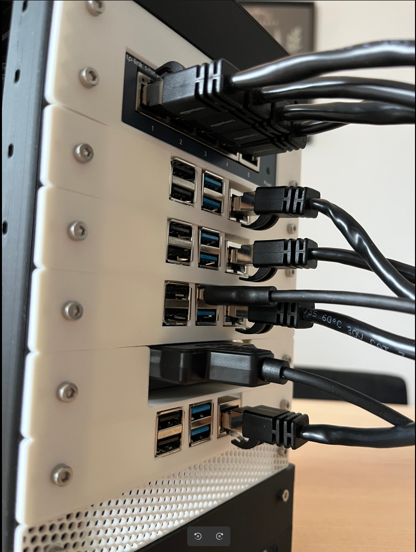 Miniatura 3 do modelo 3D Microlab - Mini Modular Home Server Rack