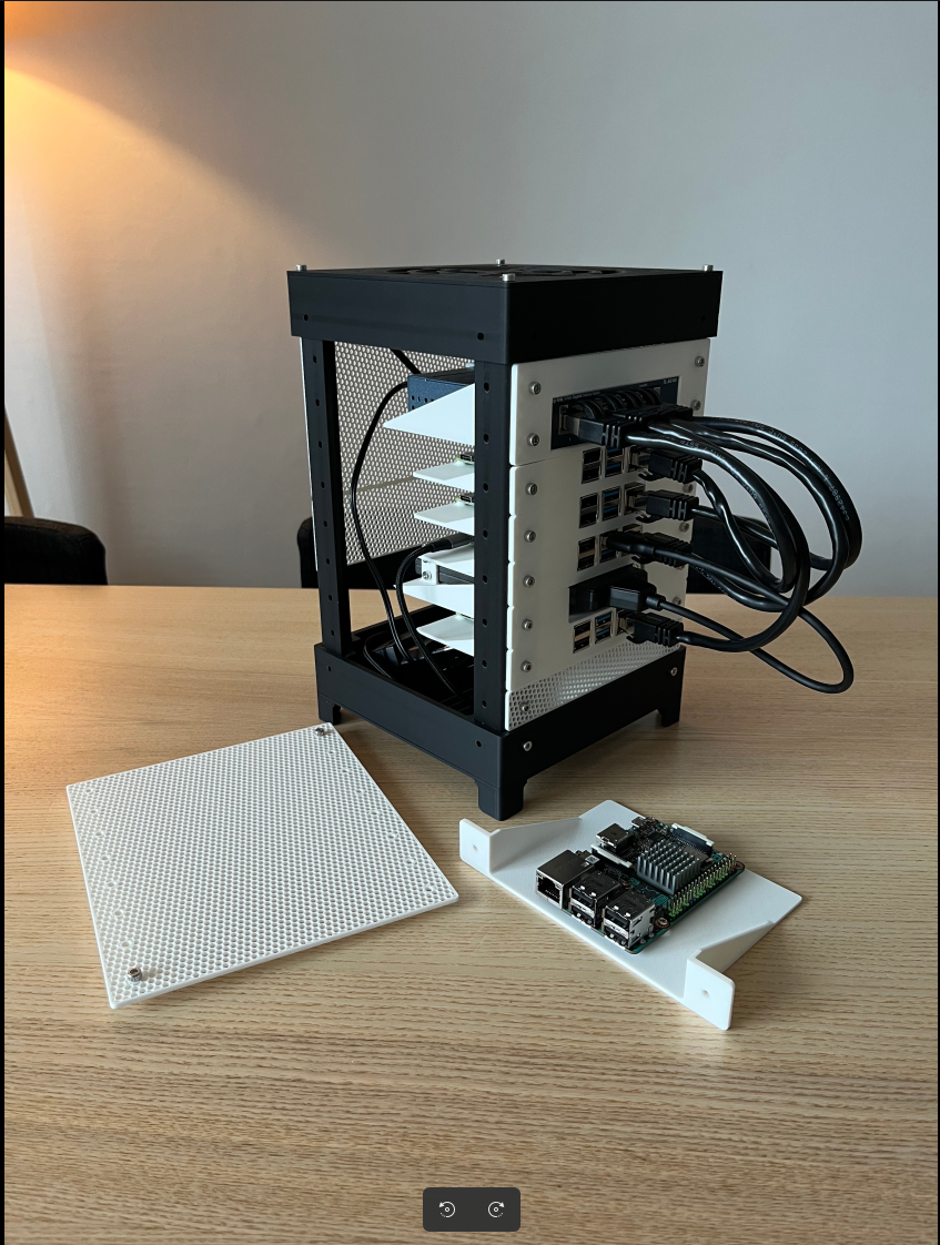Miniatura 4 do modelo 3D Microlab - Mini Modular Home Server Rack