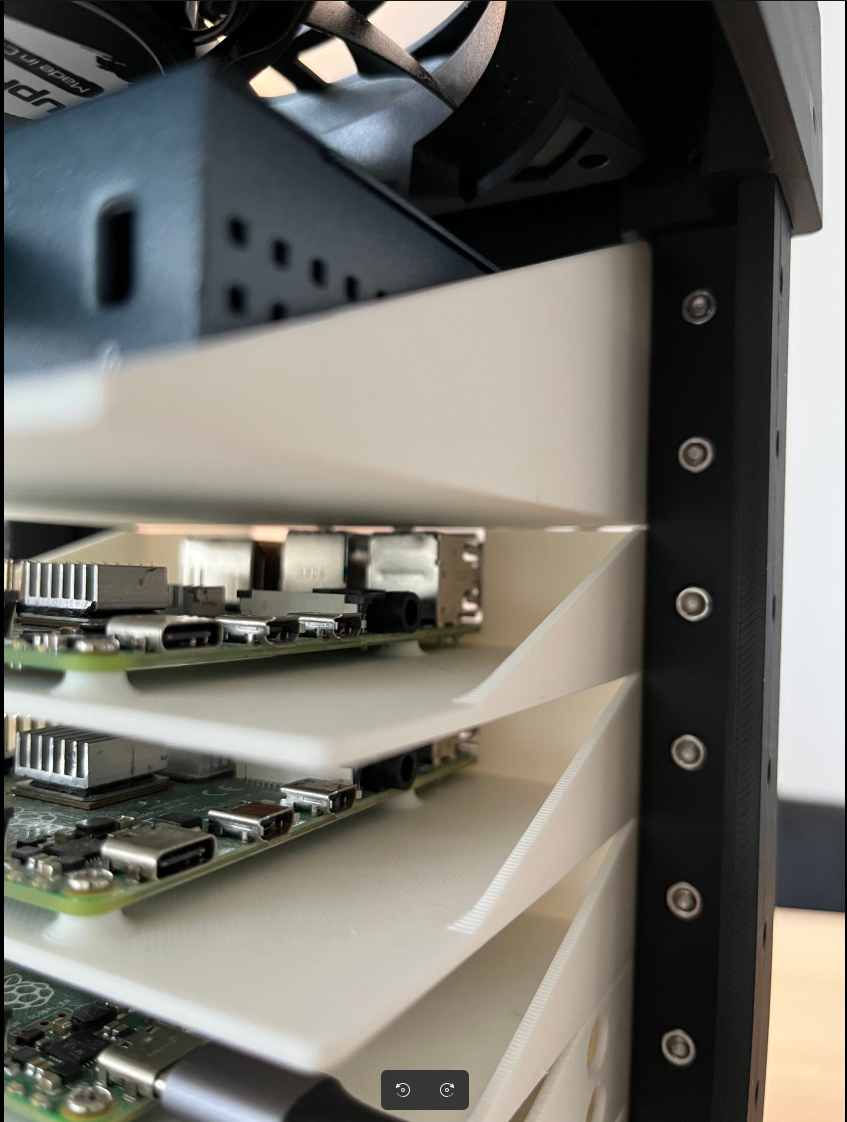 Miniatura 6 do modelo 3D Microlab - Mini Modular Home Server Rack