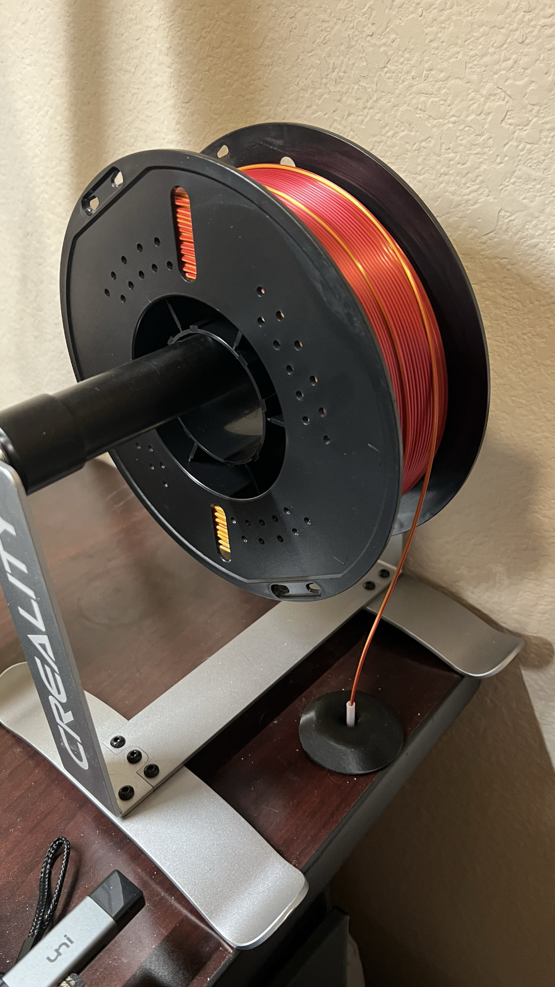 Under-workbench filament guide — miniatura 2