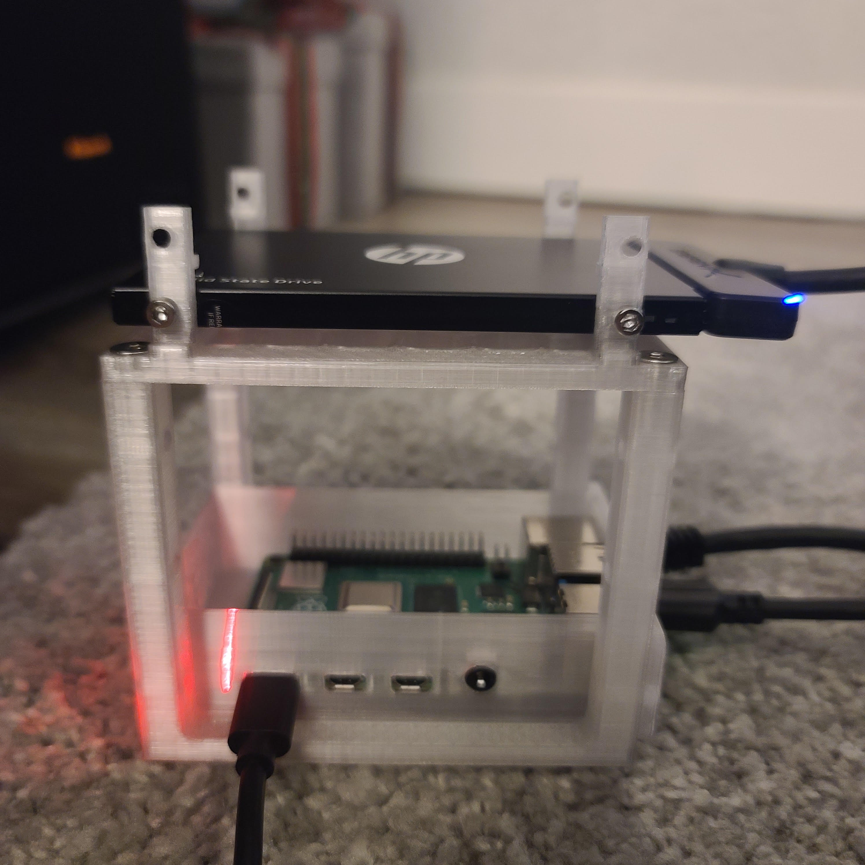 Raspberry pi 4 mini server rack top with SSD storage