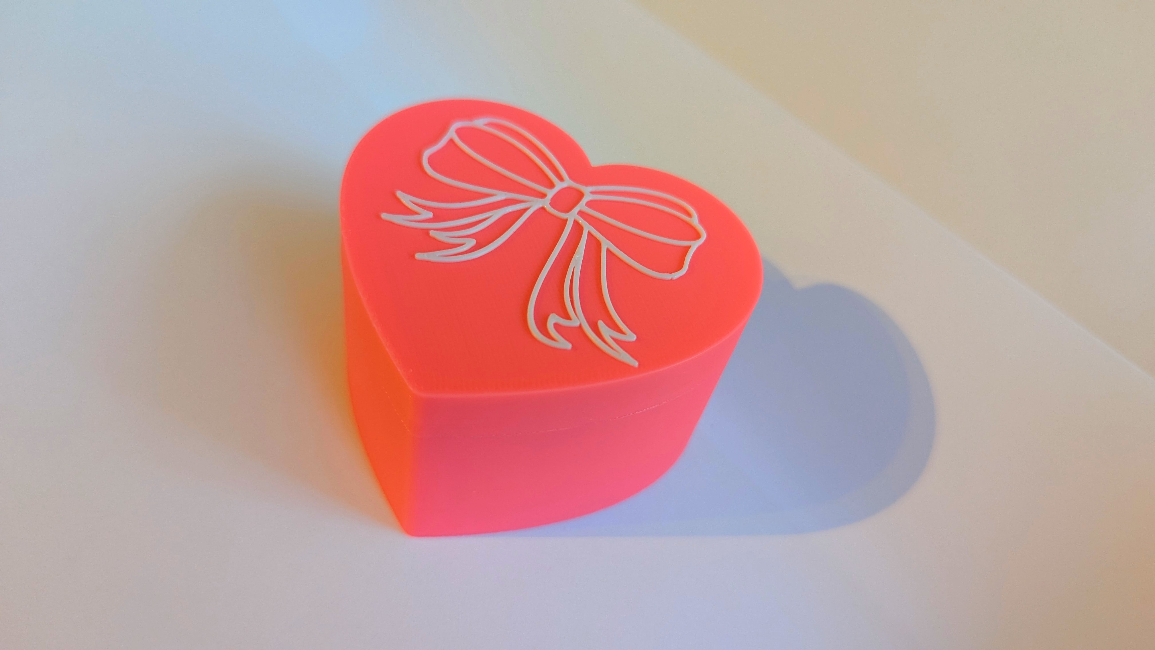 Valentine's Day heart box