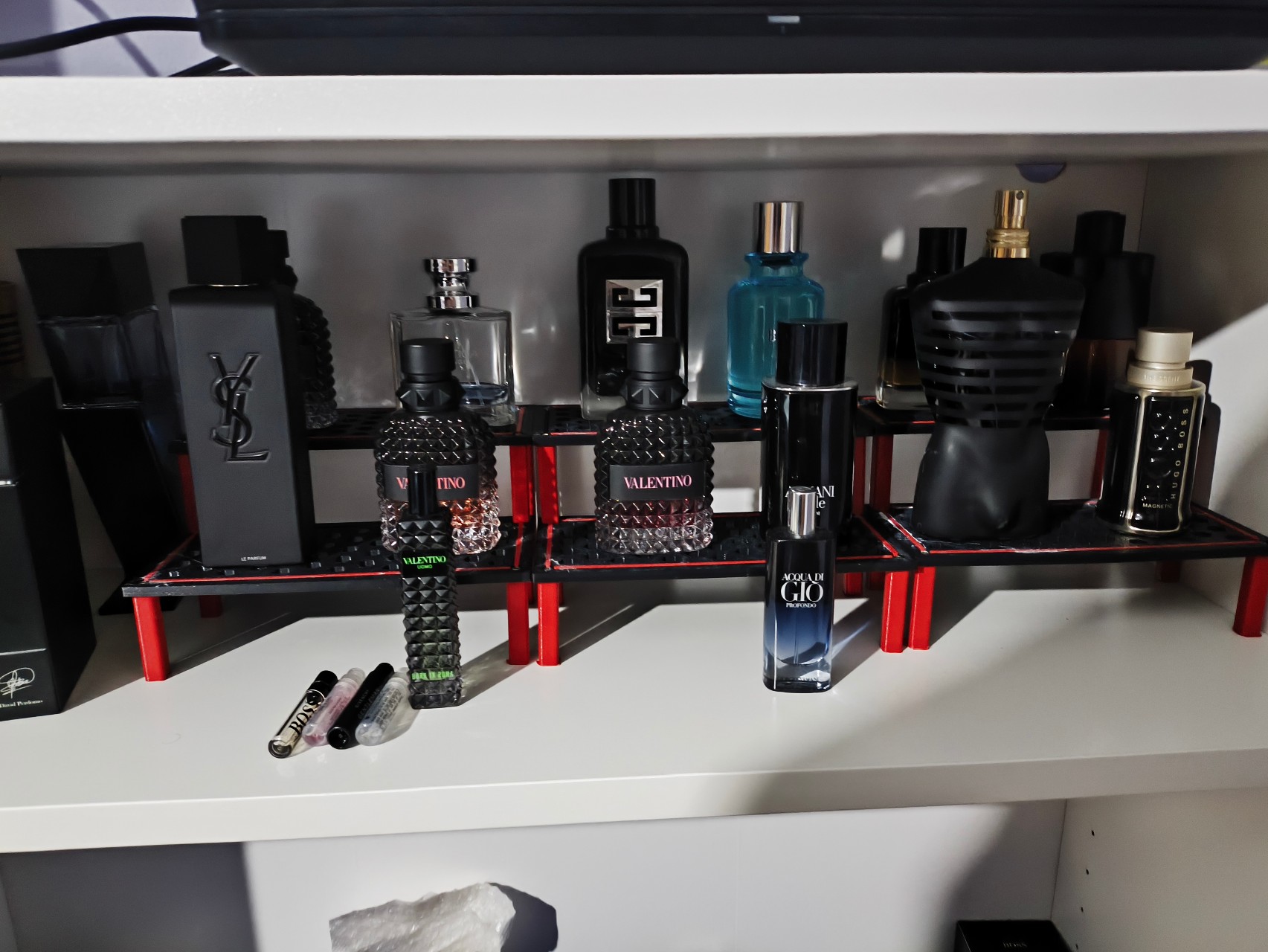 Billy Display Stand – Two-Level Showcase — miniatura 6