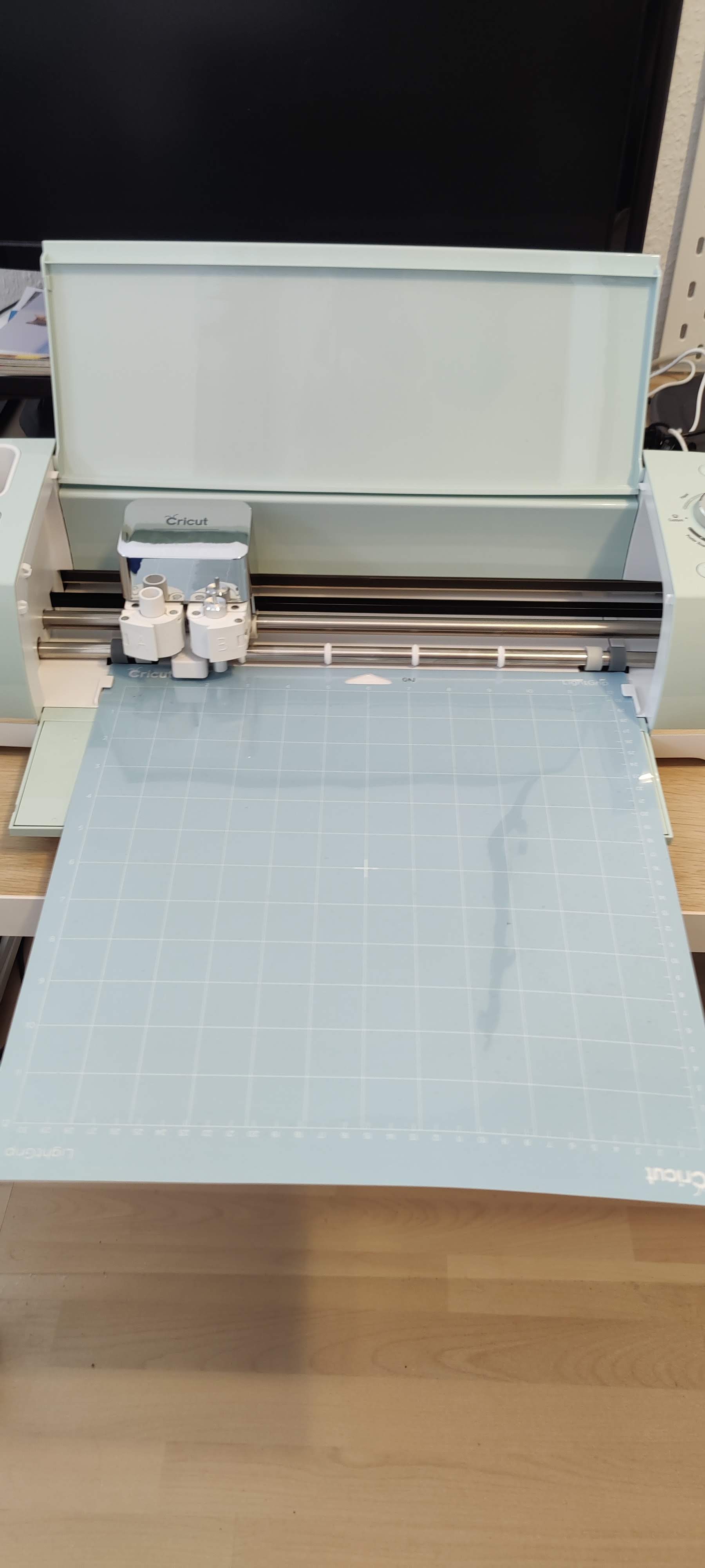 Cricut Explore Air 2 - Mat Extension / Holder by Setup, Download free STL  model