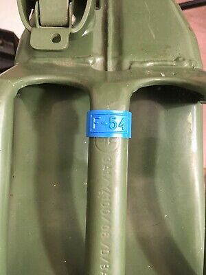 Labeling clip for fuel canisters