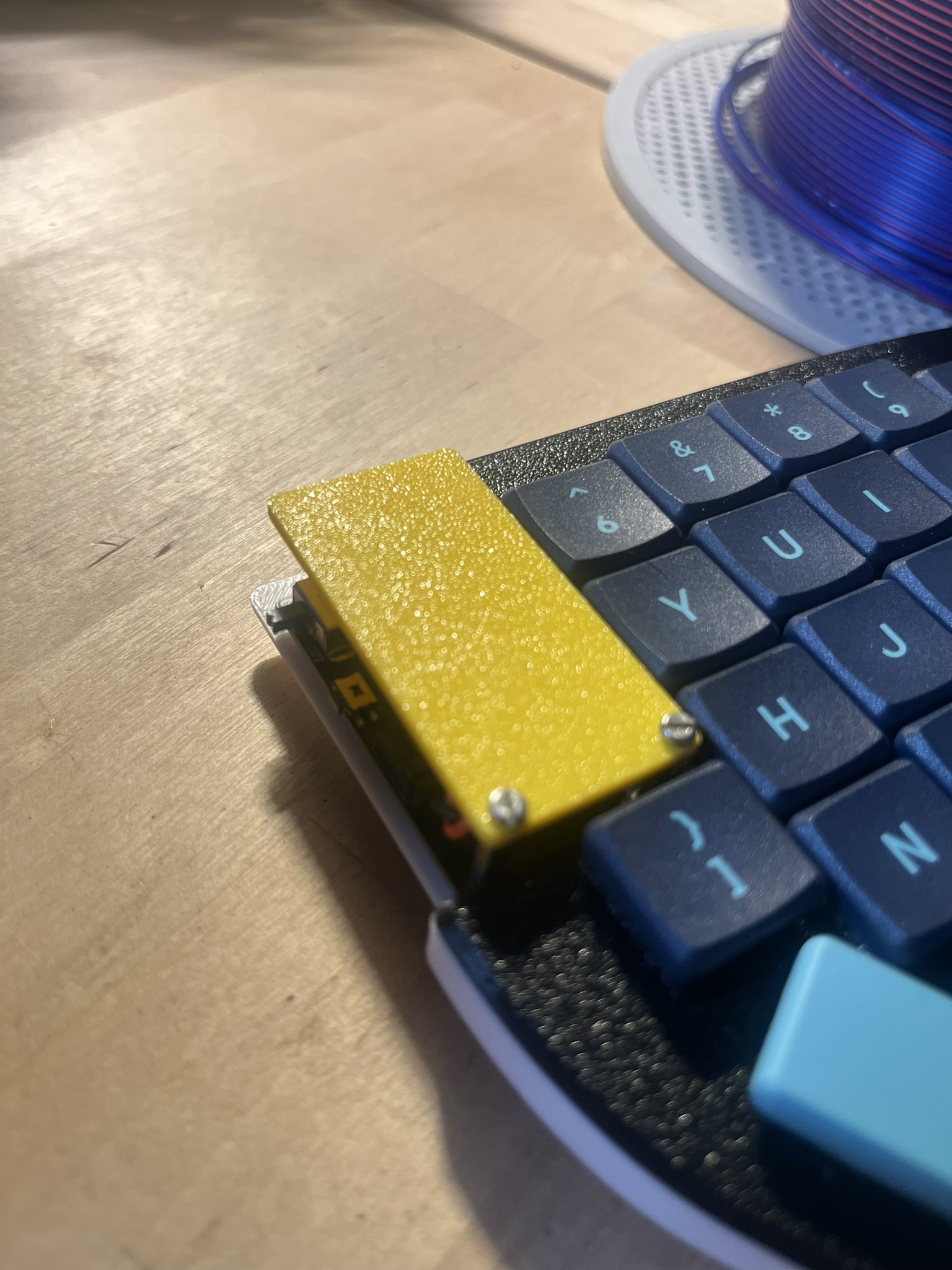 Lily58 OLED Cover - Choc Low Profile version